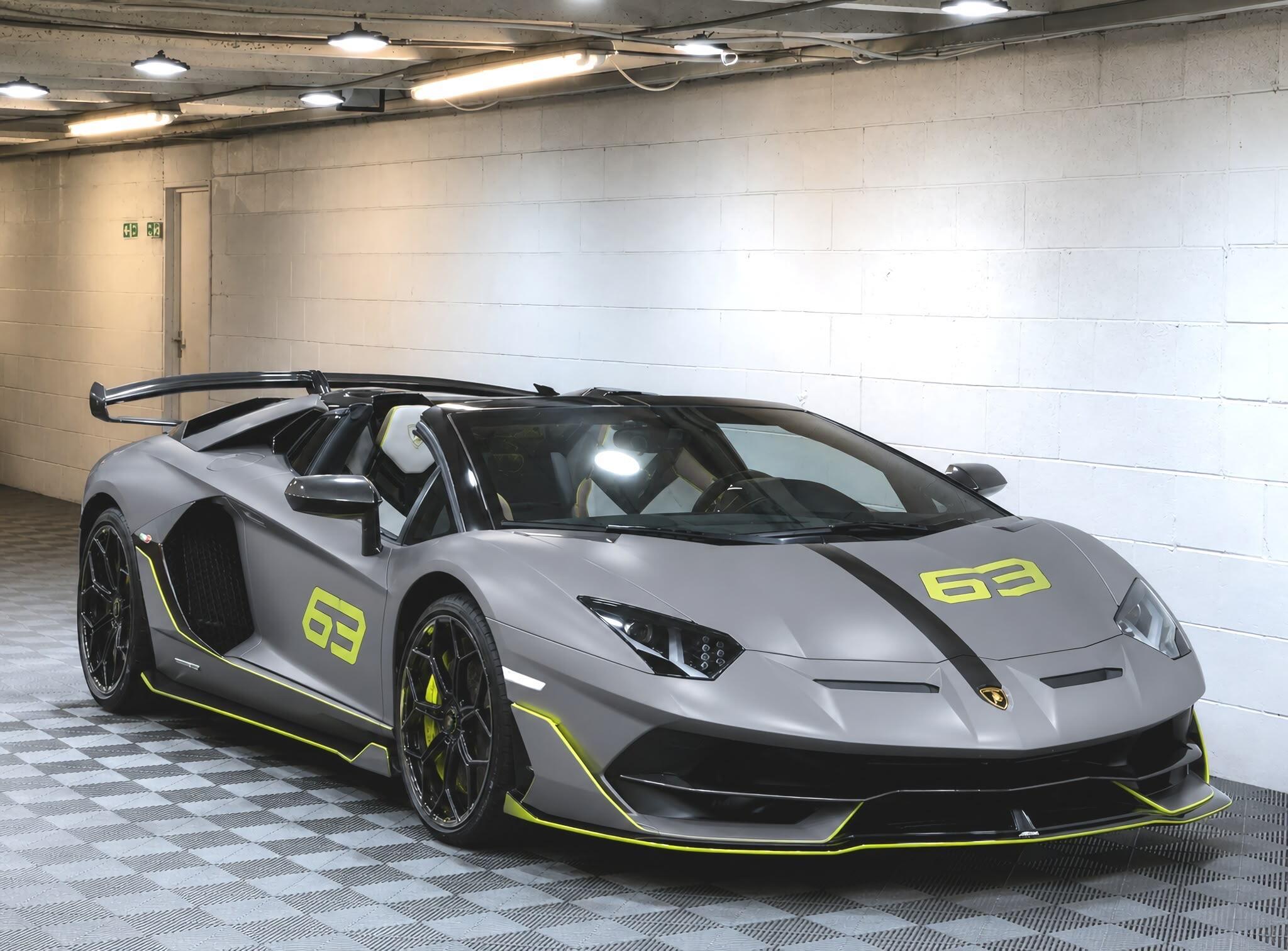 Lamborghini Aventador - Image 3