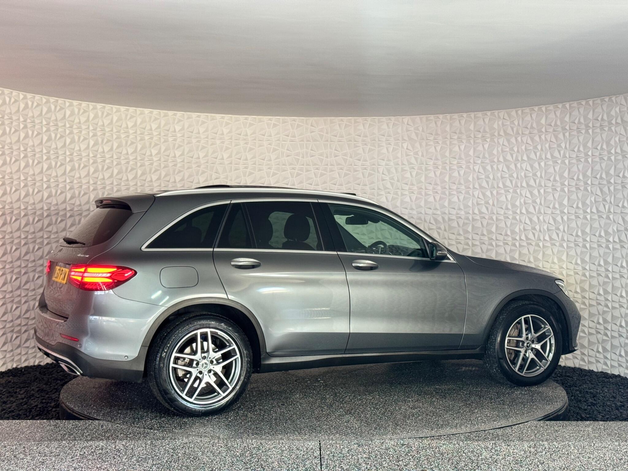 Mercedes GLC - Image 10
