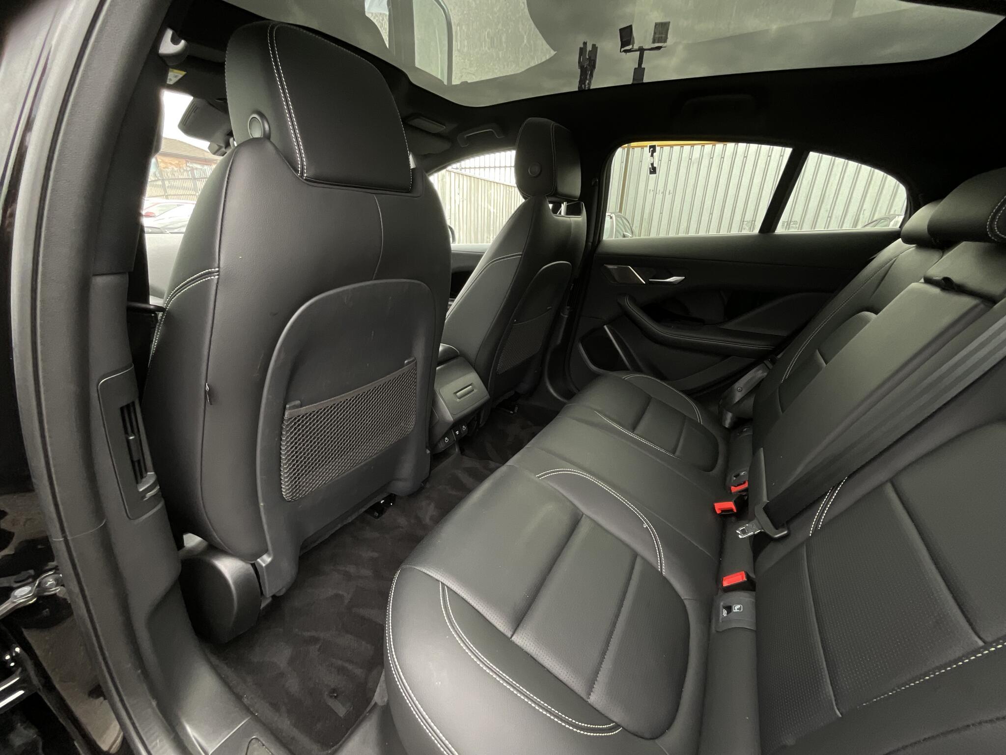 Jaguar I-Pace - Image 12