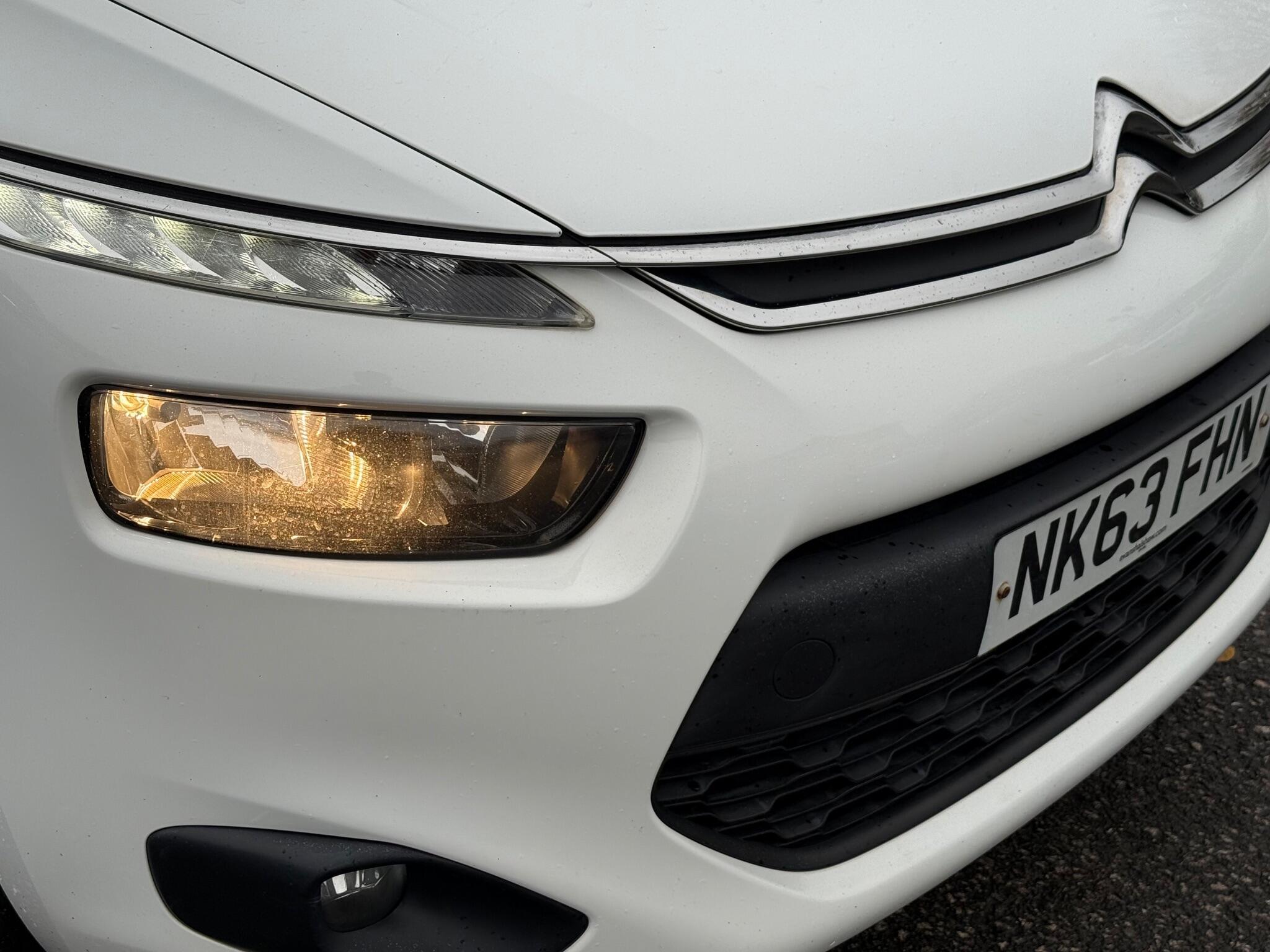 Citroen C4 Picasso - Image 41