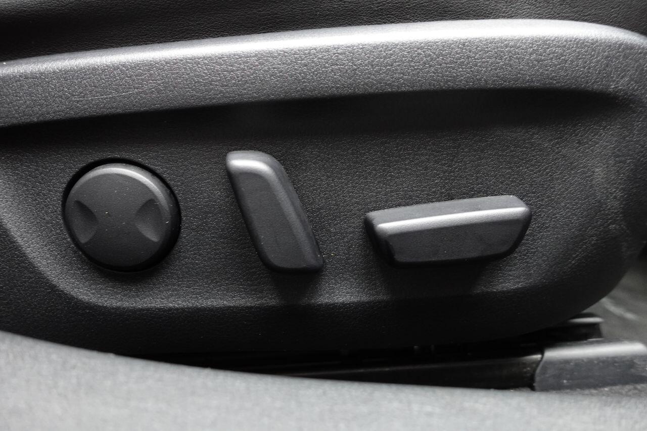 Mazda MAZDA3 - Image 20