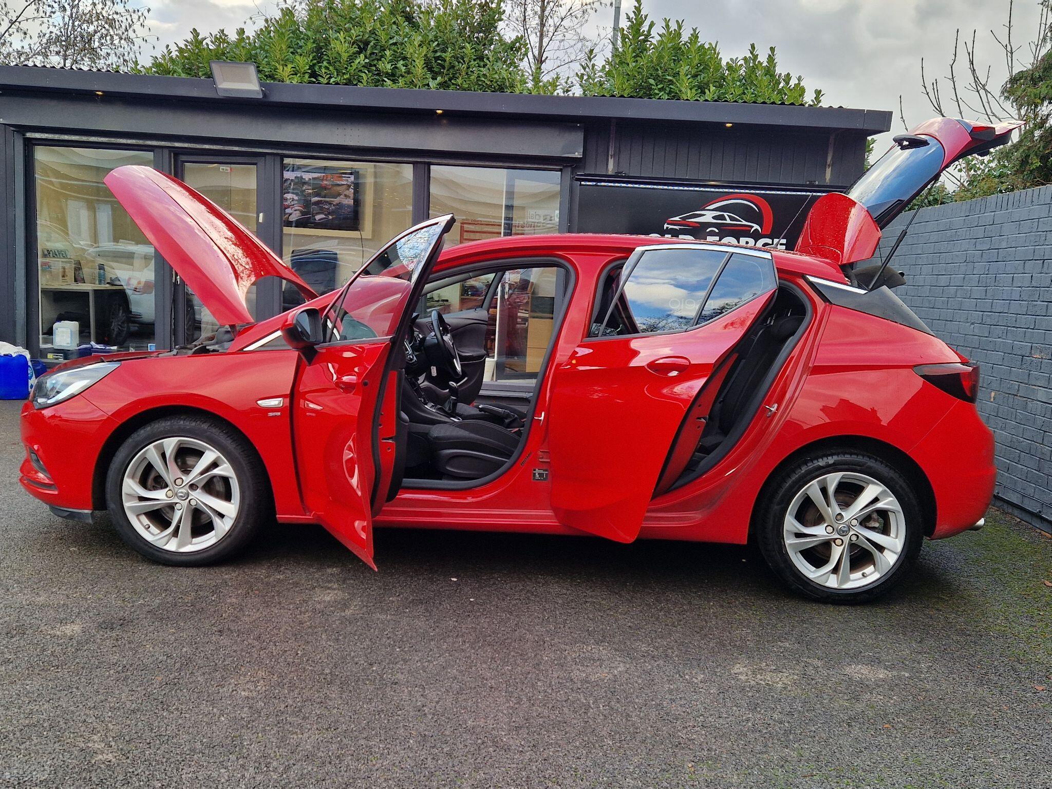 Vauxhall Astra - Image 15
