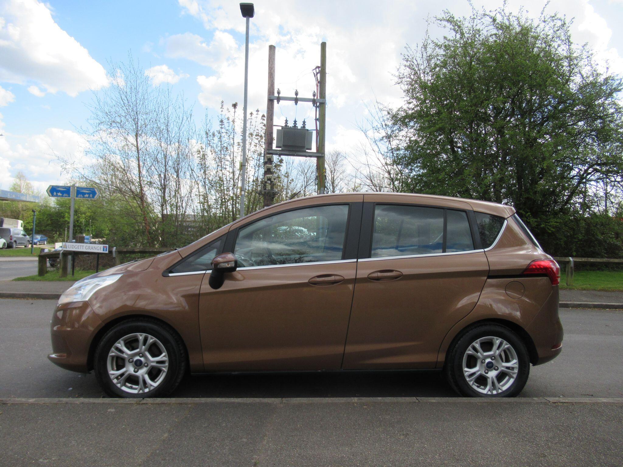 Ford B-Max - Image 7