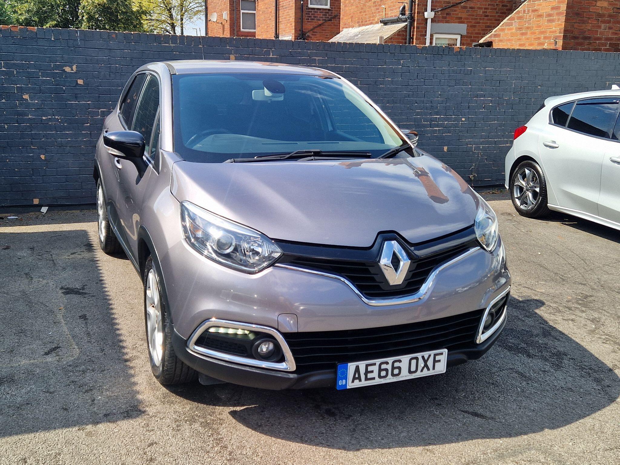 Renault Captur - Image 3