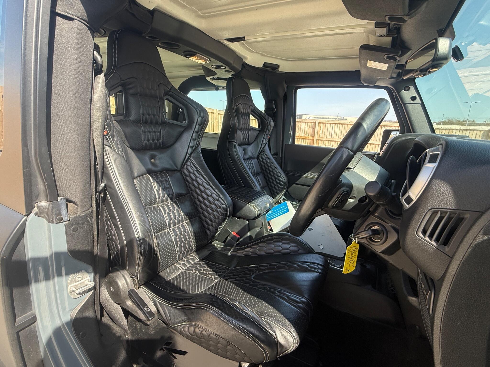 Jeep Wrangler - Image 8