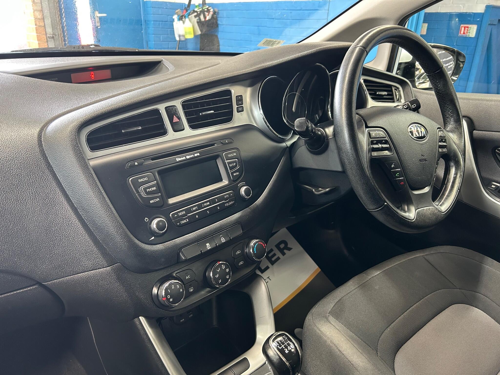 Kia ceed - Image 20