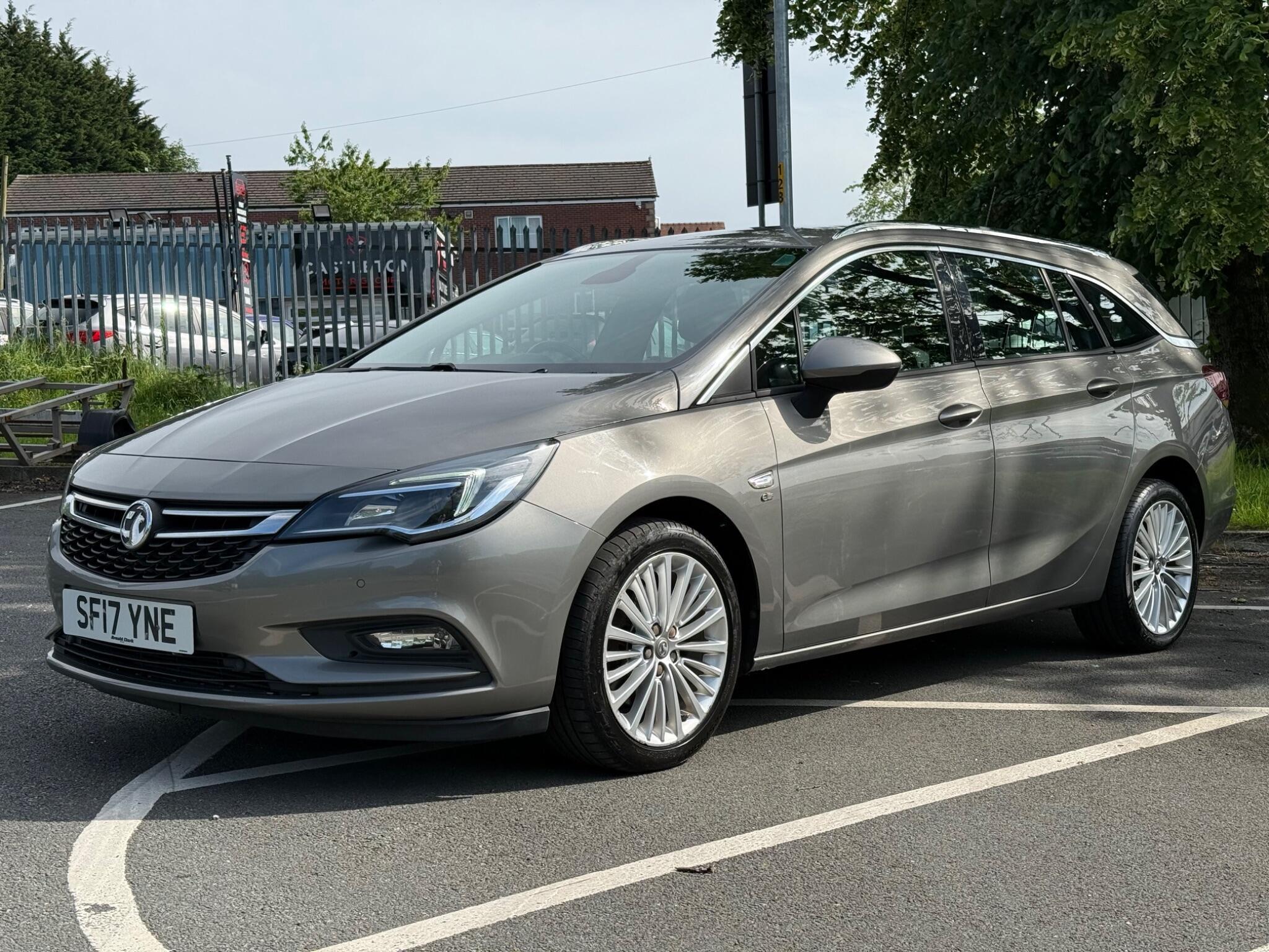 Vauxhall Astra - Image 2