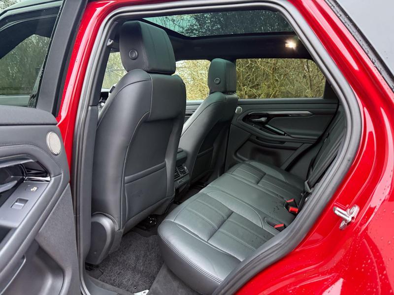 Land Rover Range Rover Evoque - Image 10