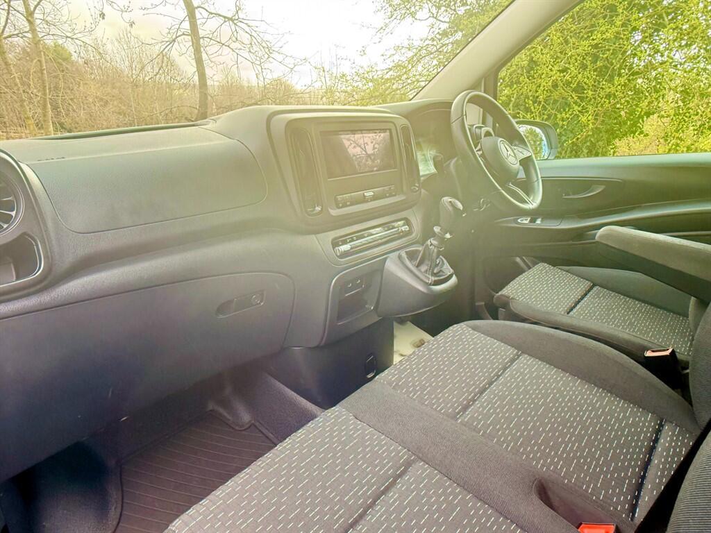 Mercedes Vito - Image 28