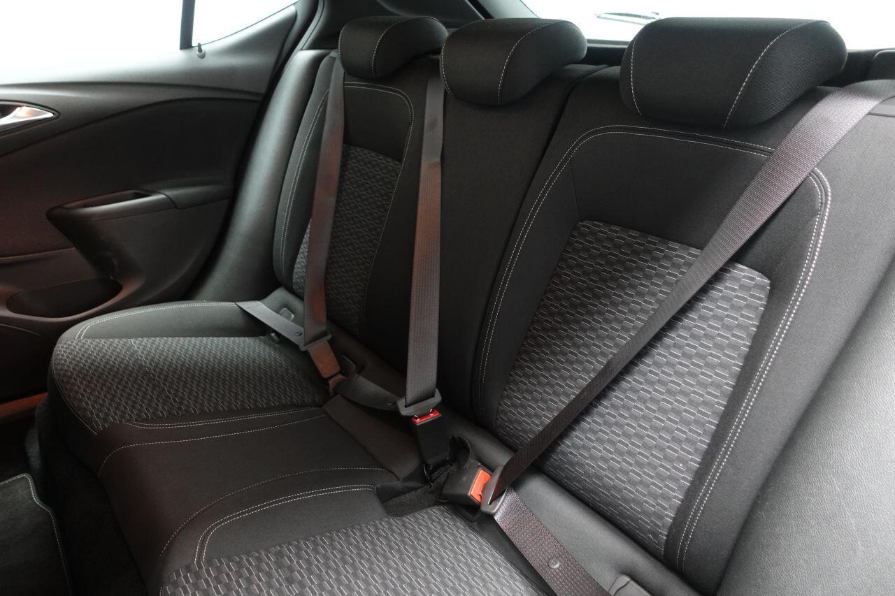 Vauxhall Astra - Image 18