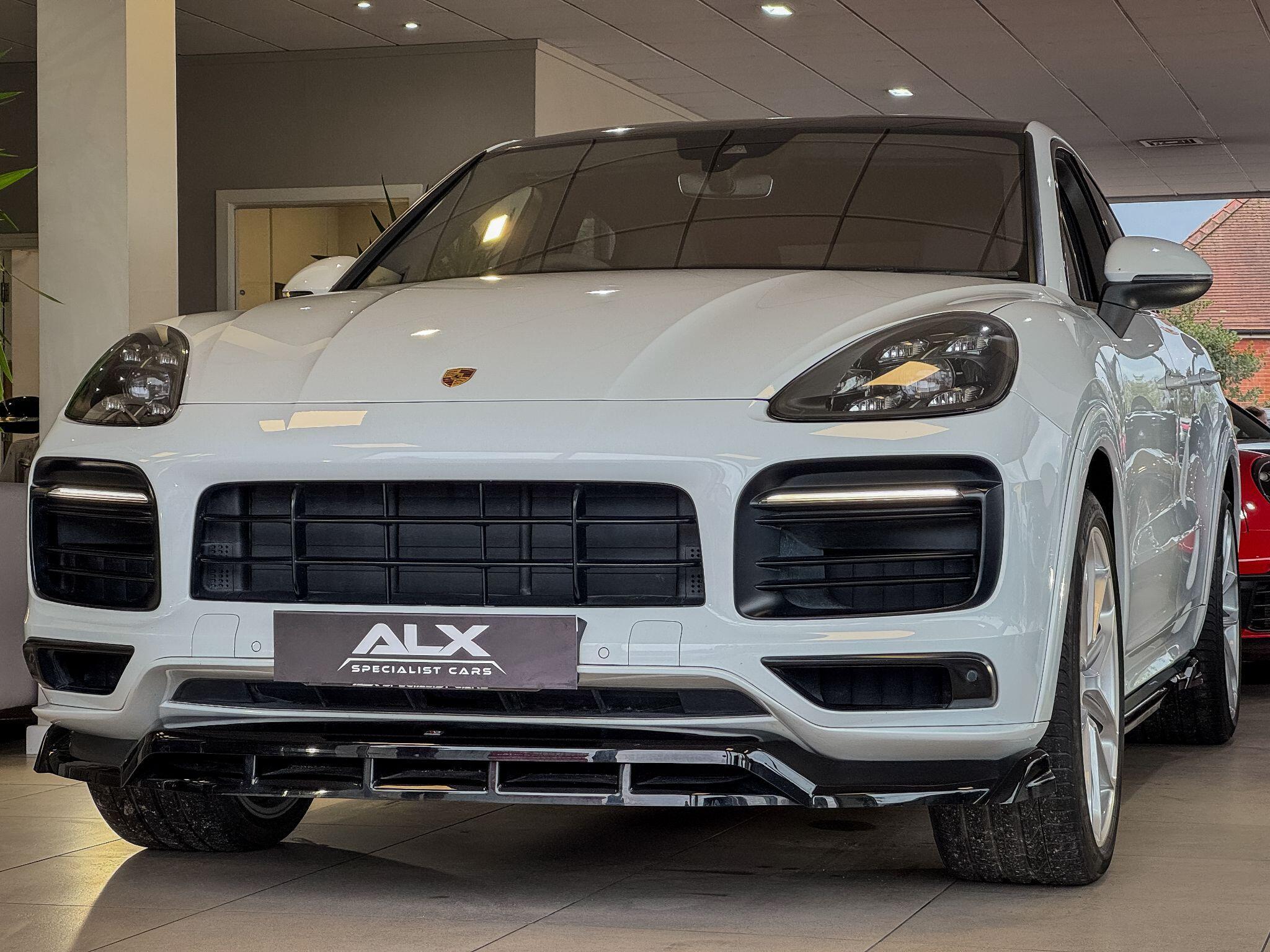 Porsche Cayenne - Image 10