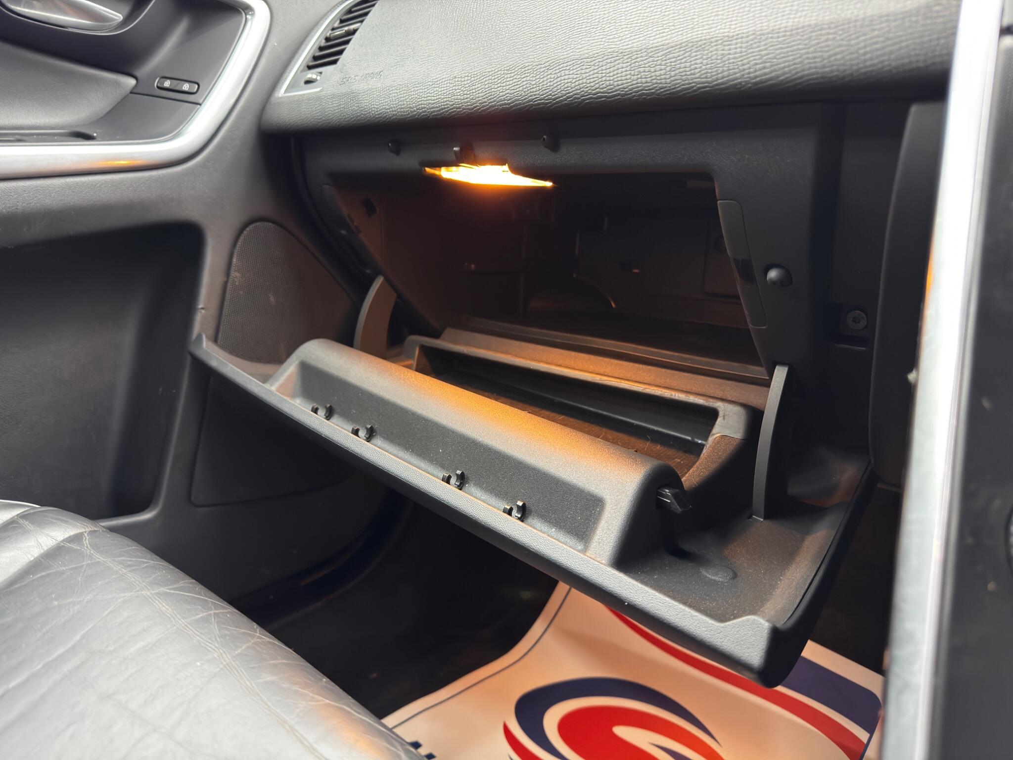 Volvo XC60 - Image 34