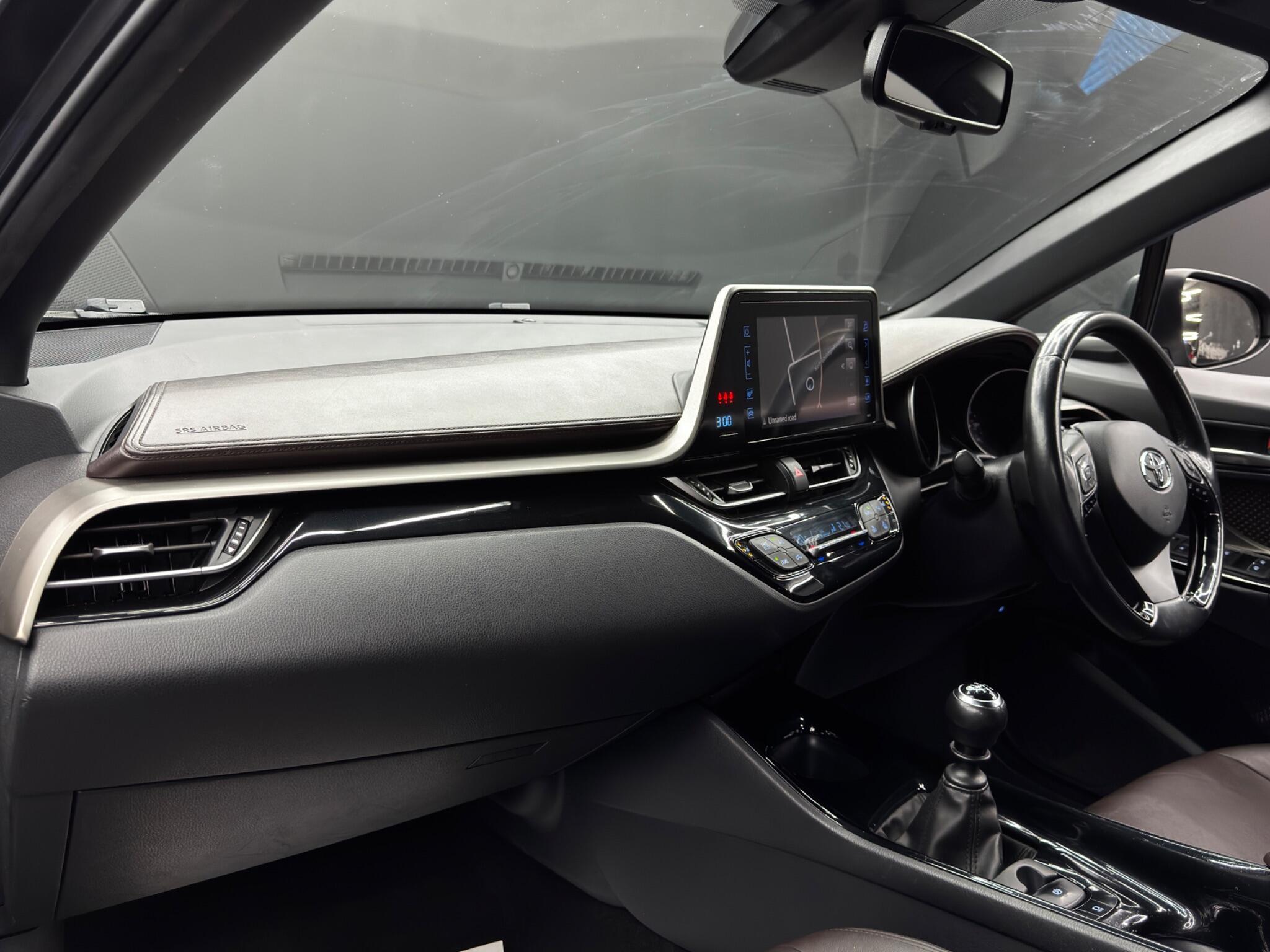 Toyota C-Hr - Image 11