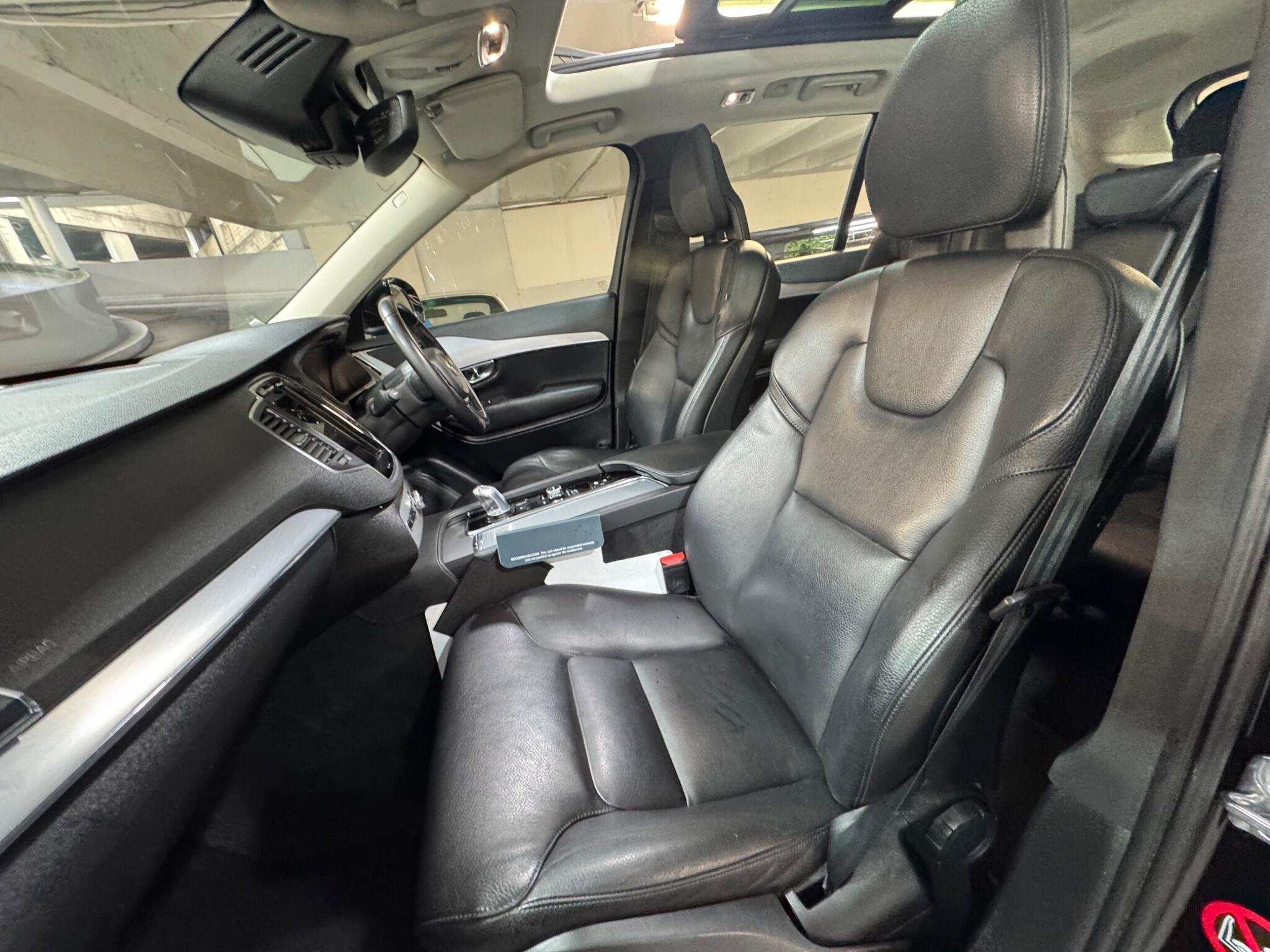 Volvo XC90 - Image 10