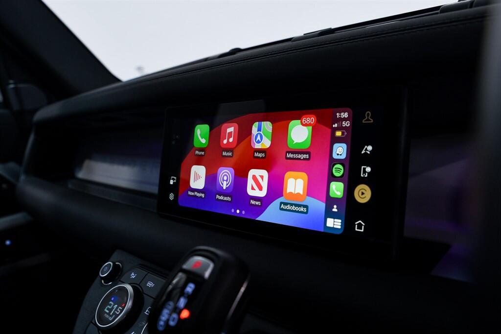 Land Rover Defender 110 - Image 22