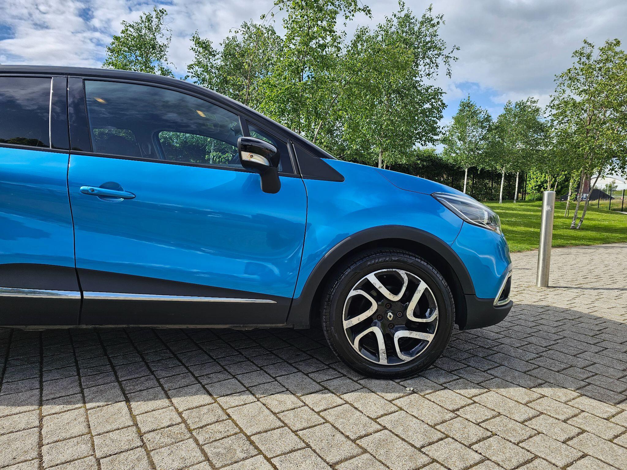 Renault Captur - Image 36