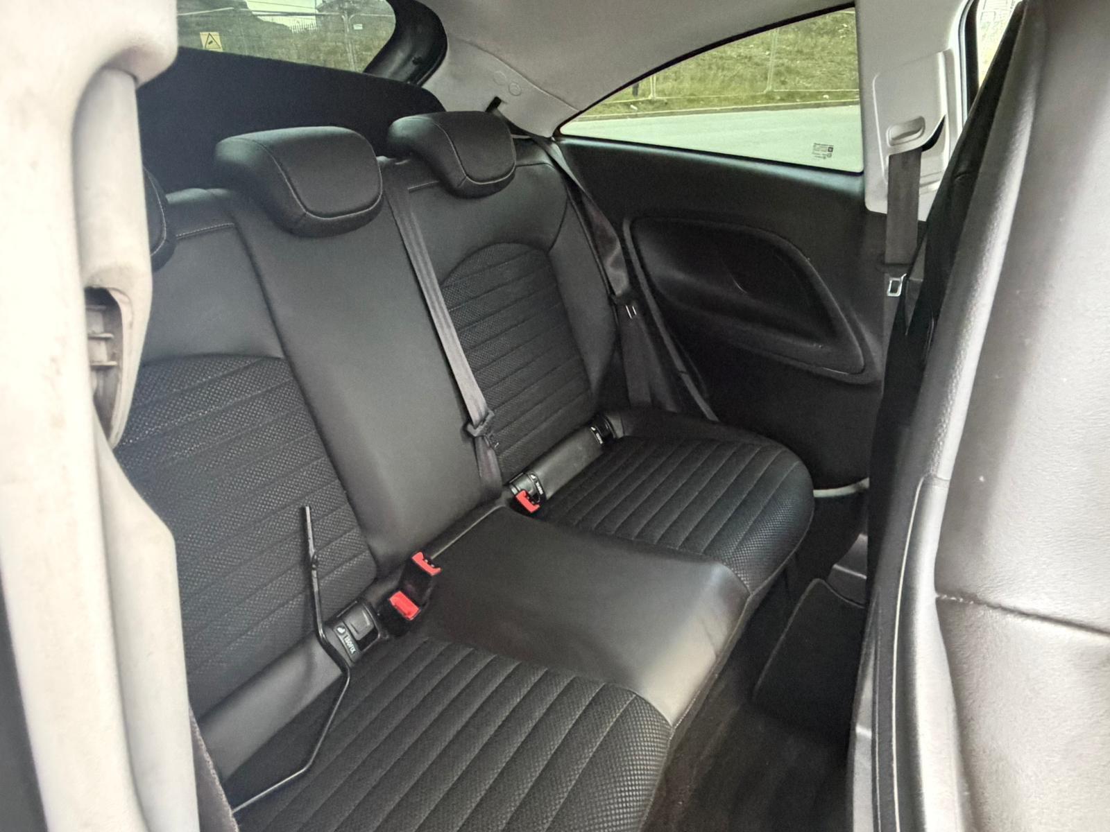 Vauxhall Corsa - Image 7