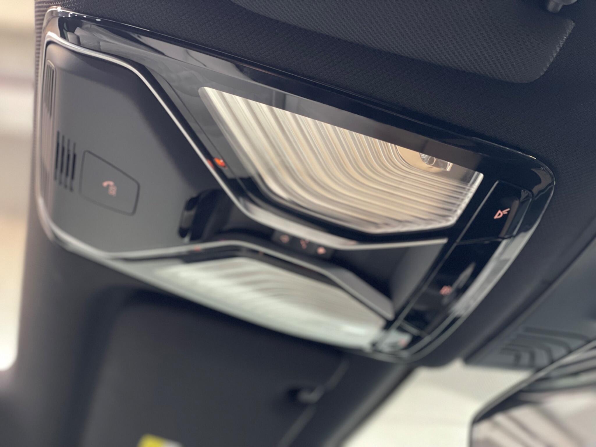 BMW 7 Series - Image 26