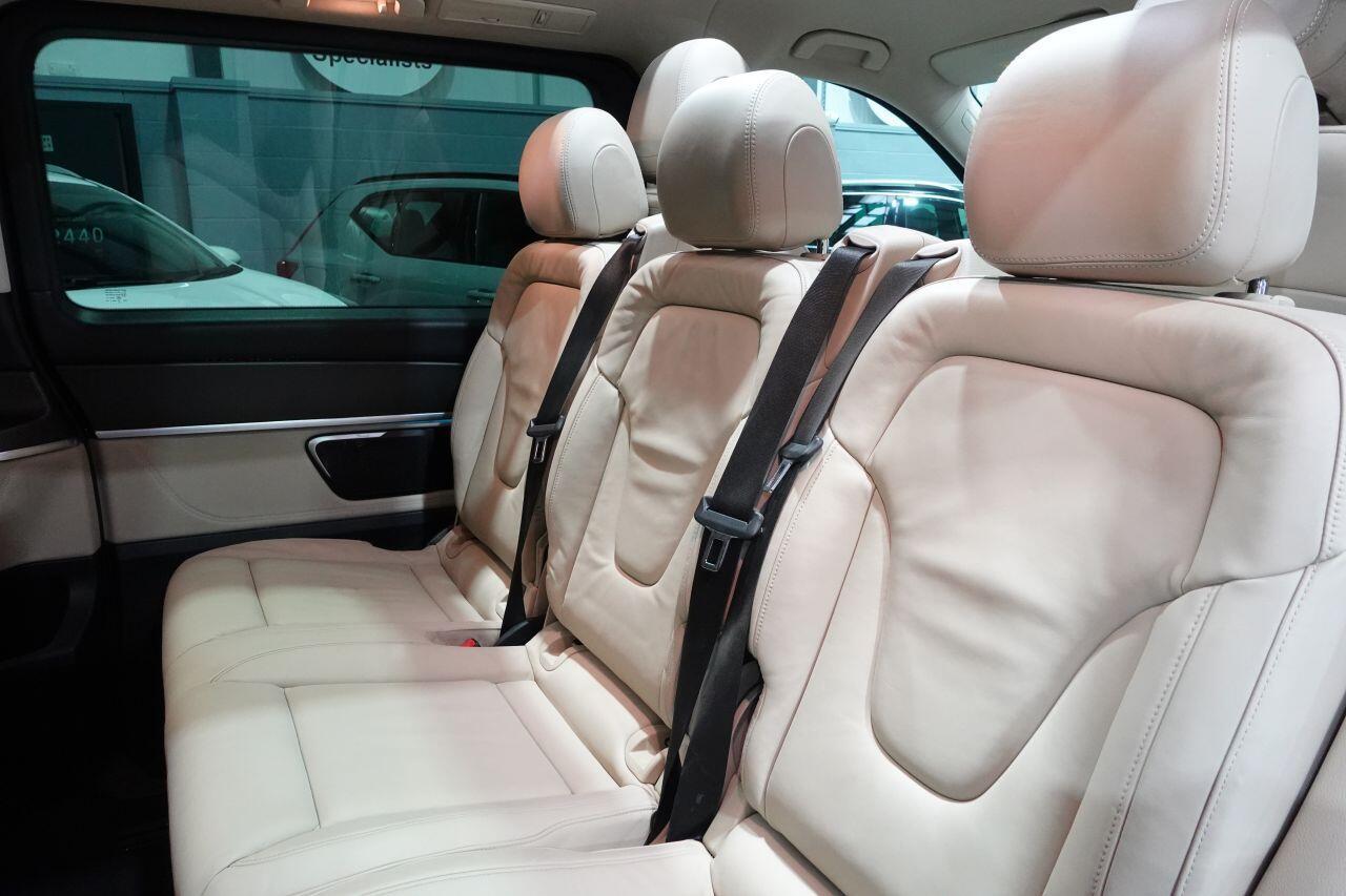 Mercedes V Class - Image 18
