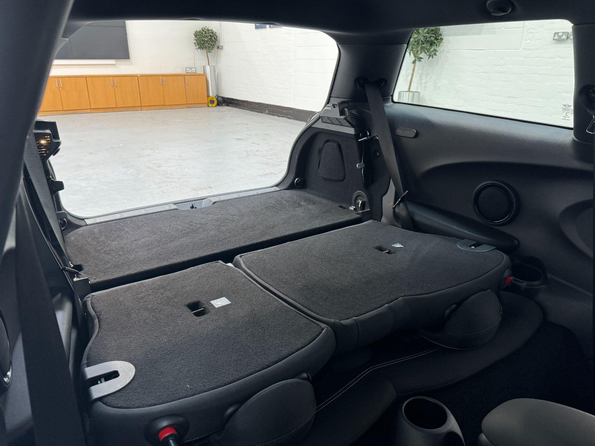 MINI Hatch - Image 73