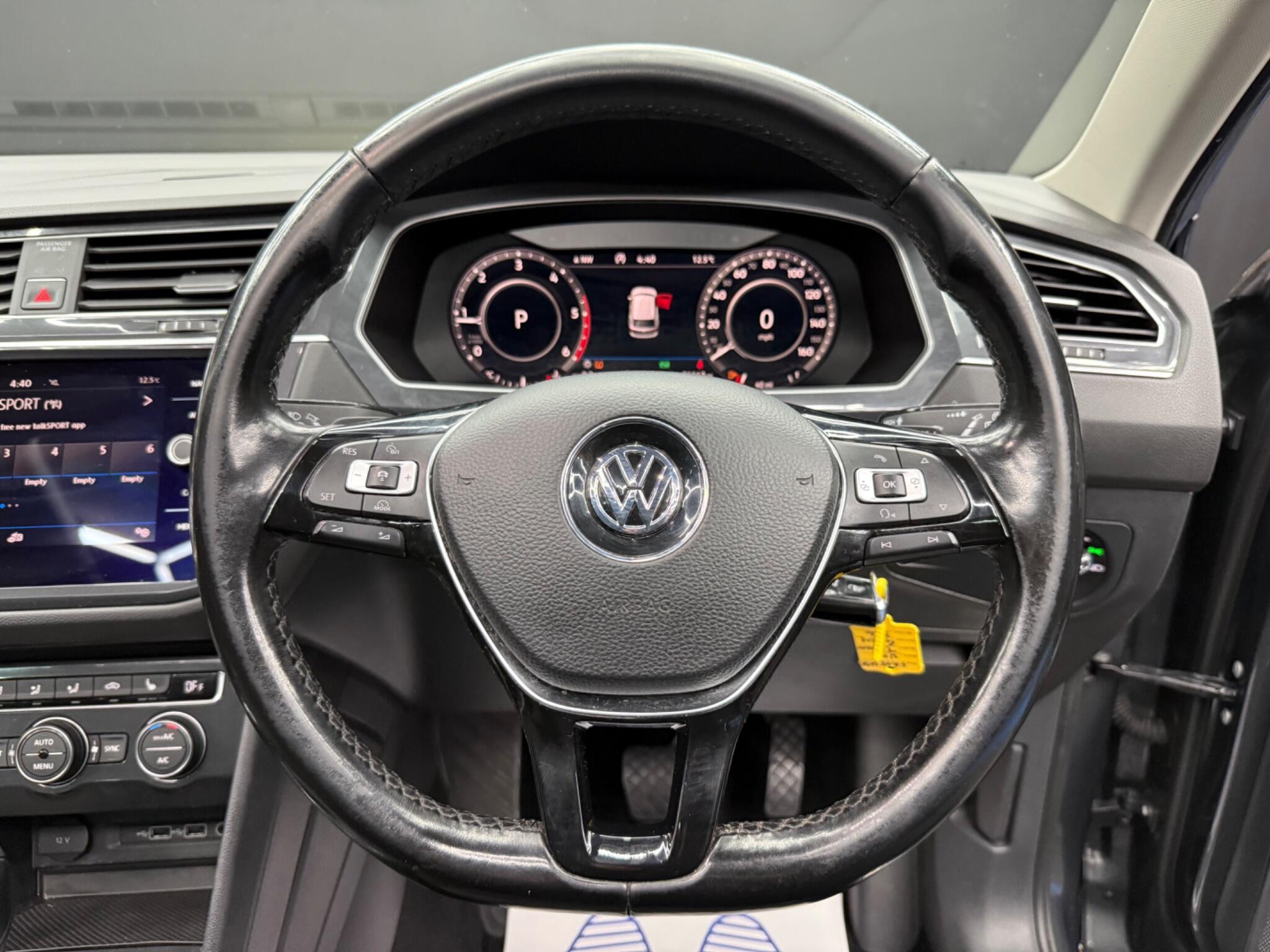 Volkswagen Tiguan - Image 18