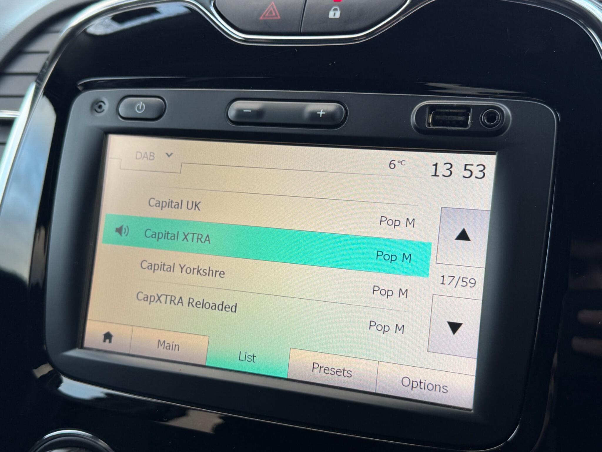 Renault Captur - Image 19