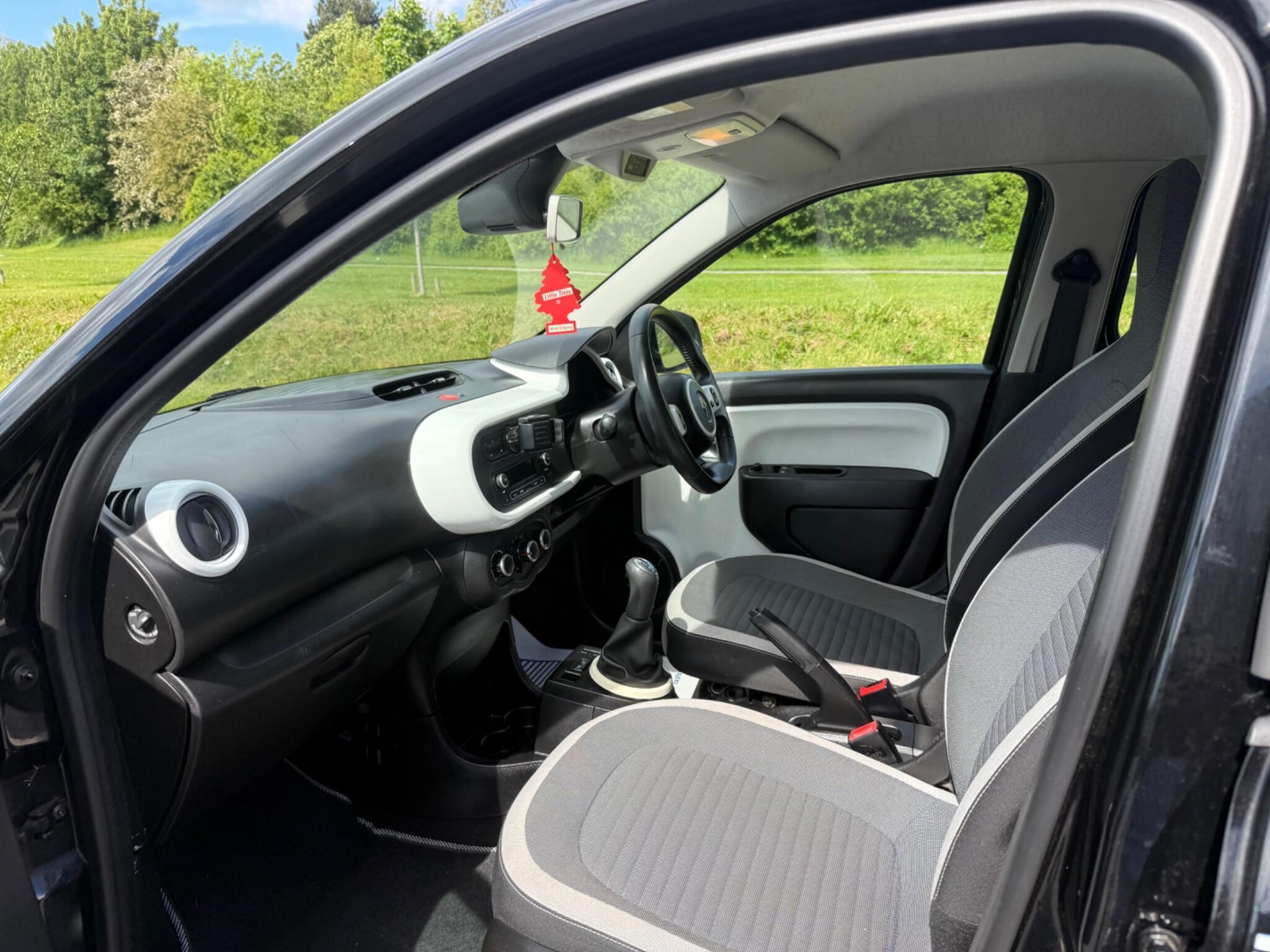 Renault Twingo - Image 7