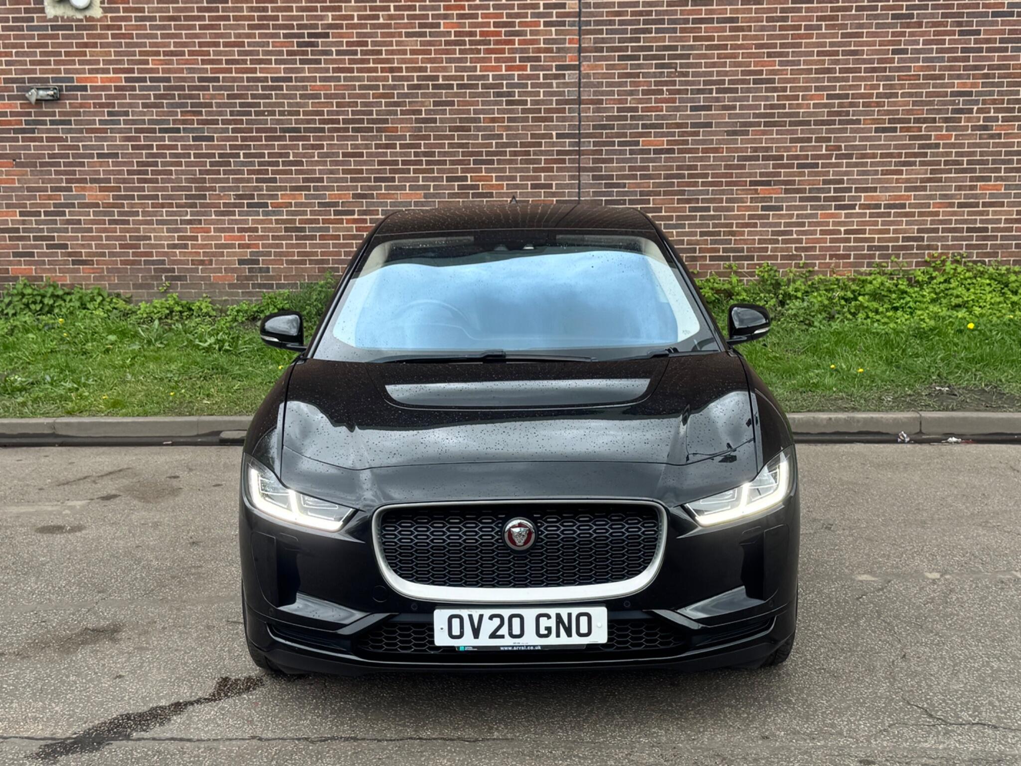 Jaguar I-Pace - Image 16