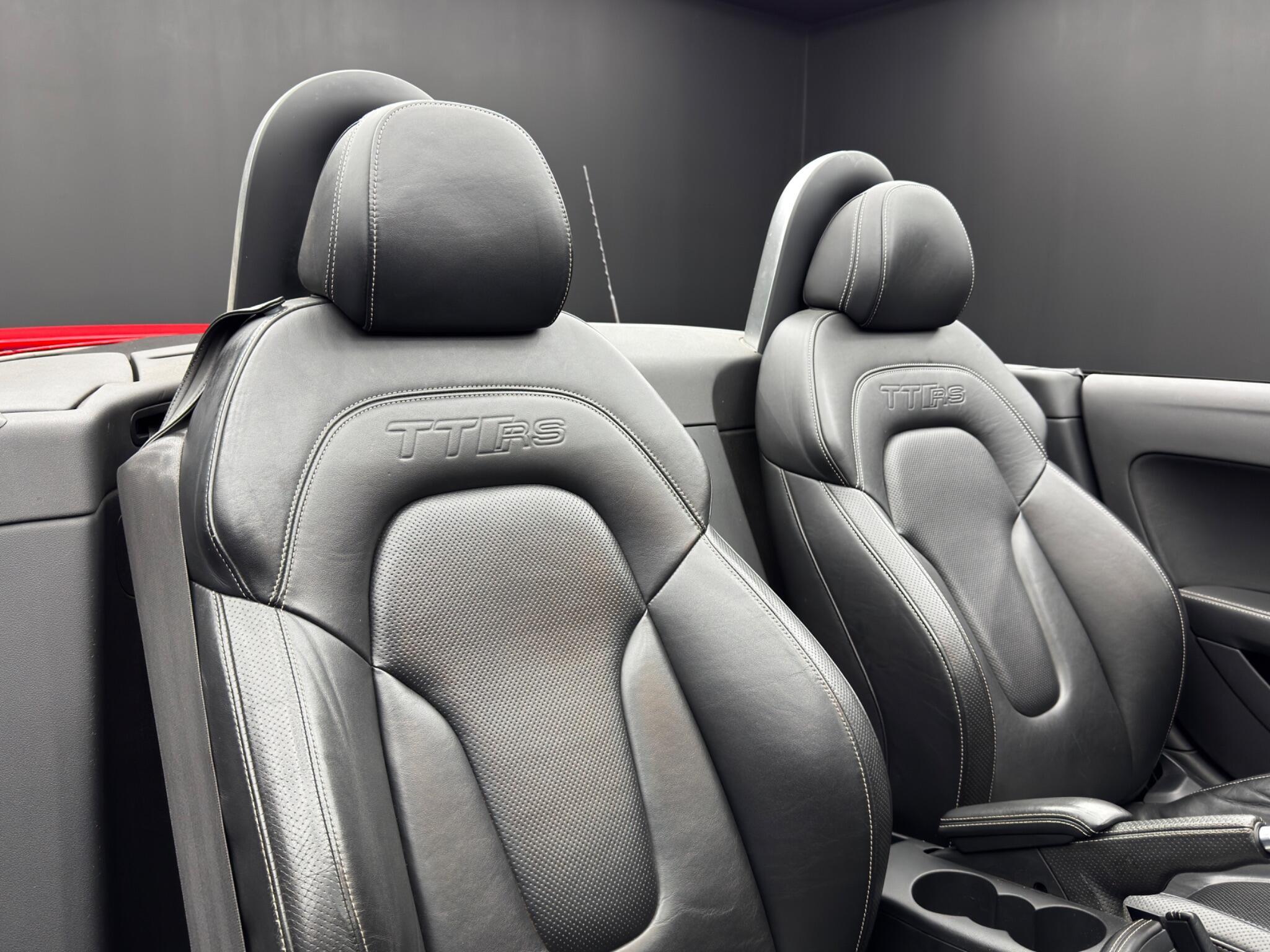 Audi TT RS - Image 12