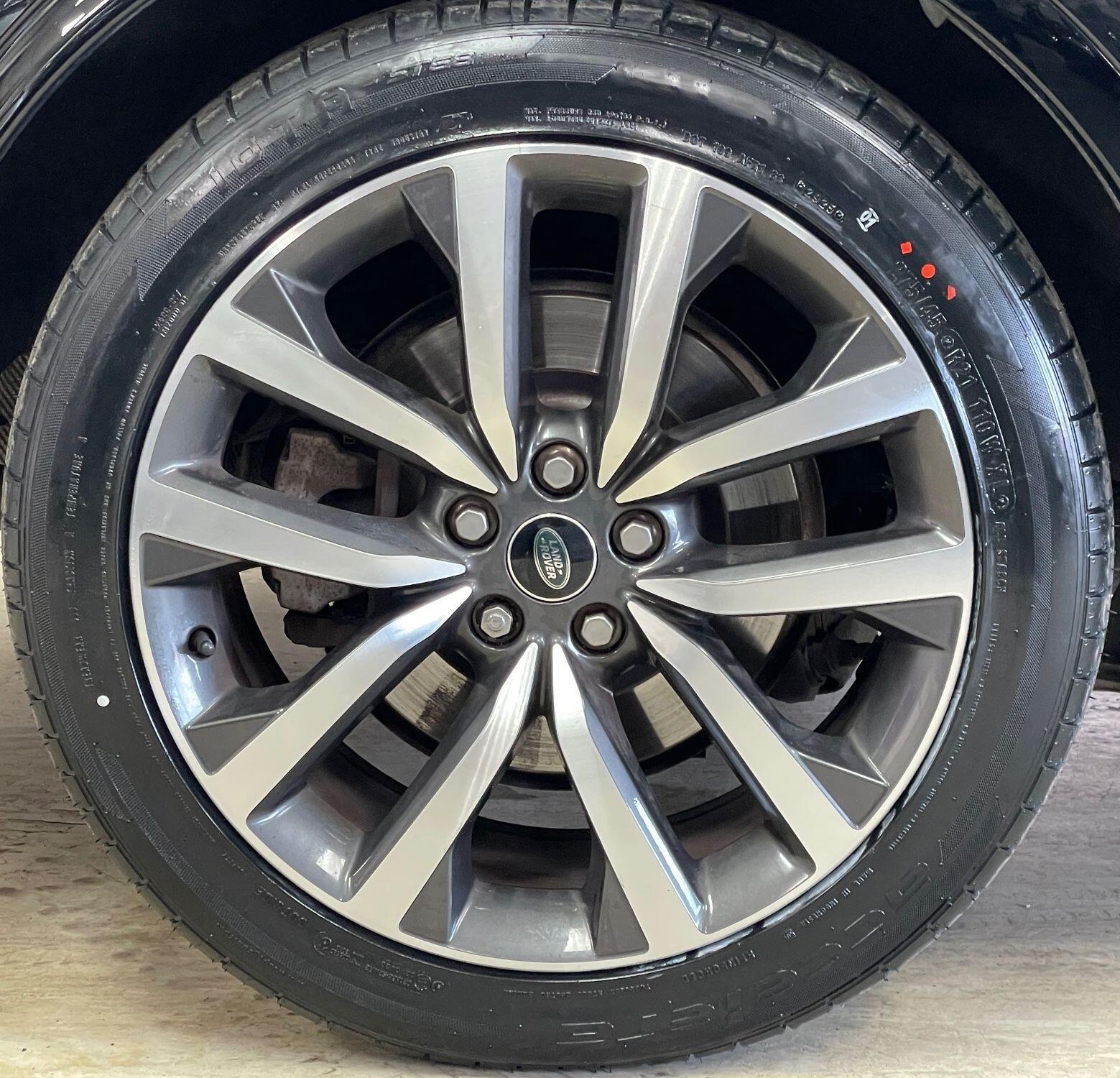 Land Rover Discovery - Image 15