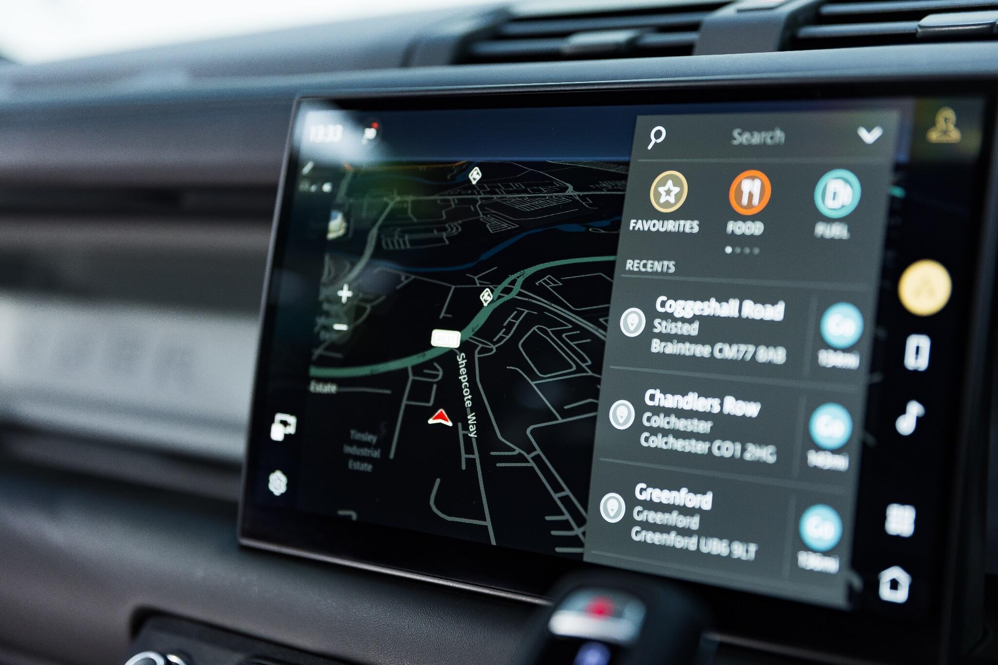 Land Rover Defender 110 - Image 27