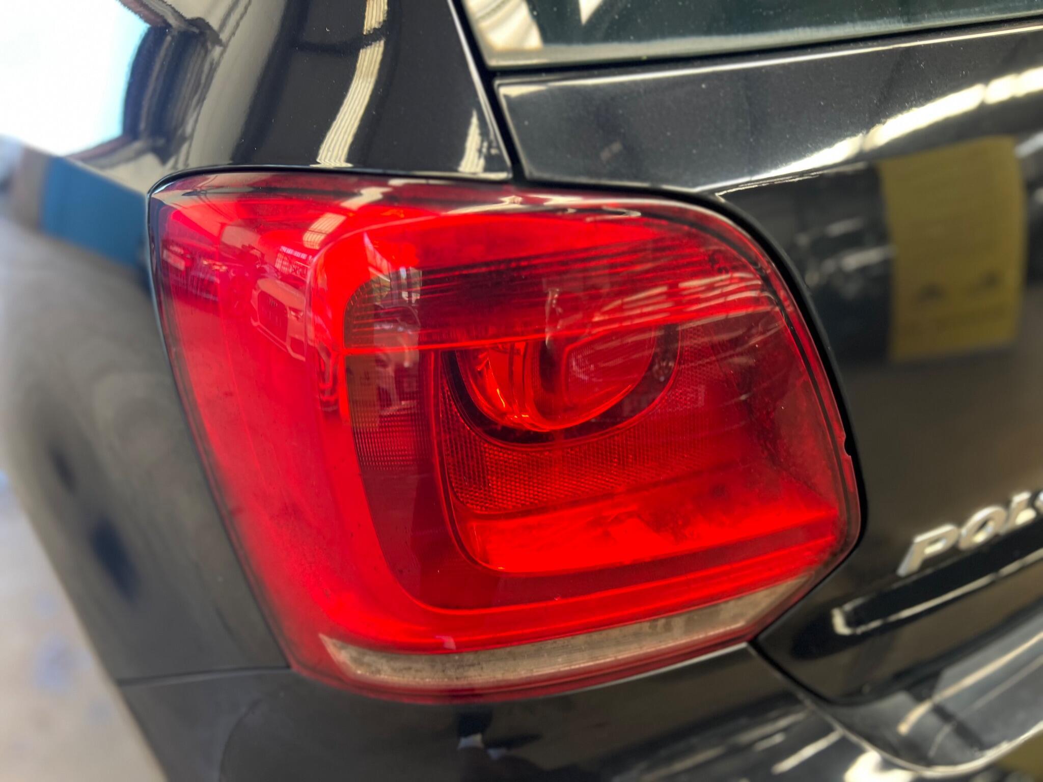 Volkswagen Polo - Image 10