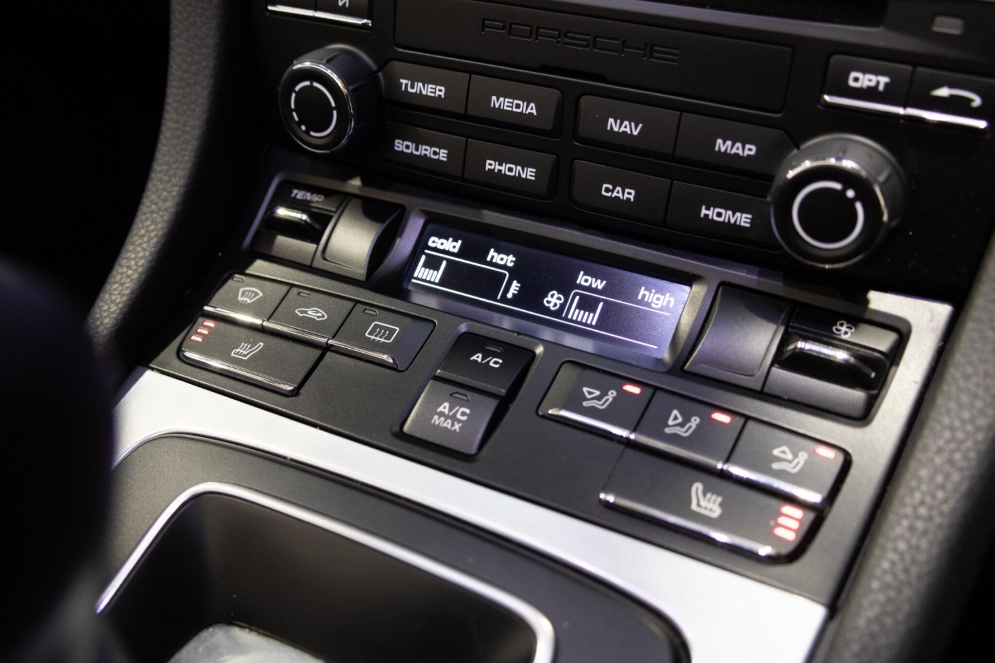 Porsche 718 Boxster - Image 19