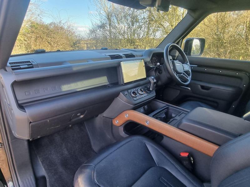 Land Rover Defender 90 - Image 11