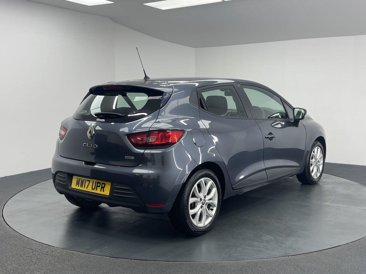 Renault Clio - Image 20