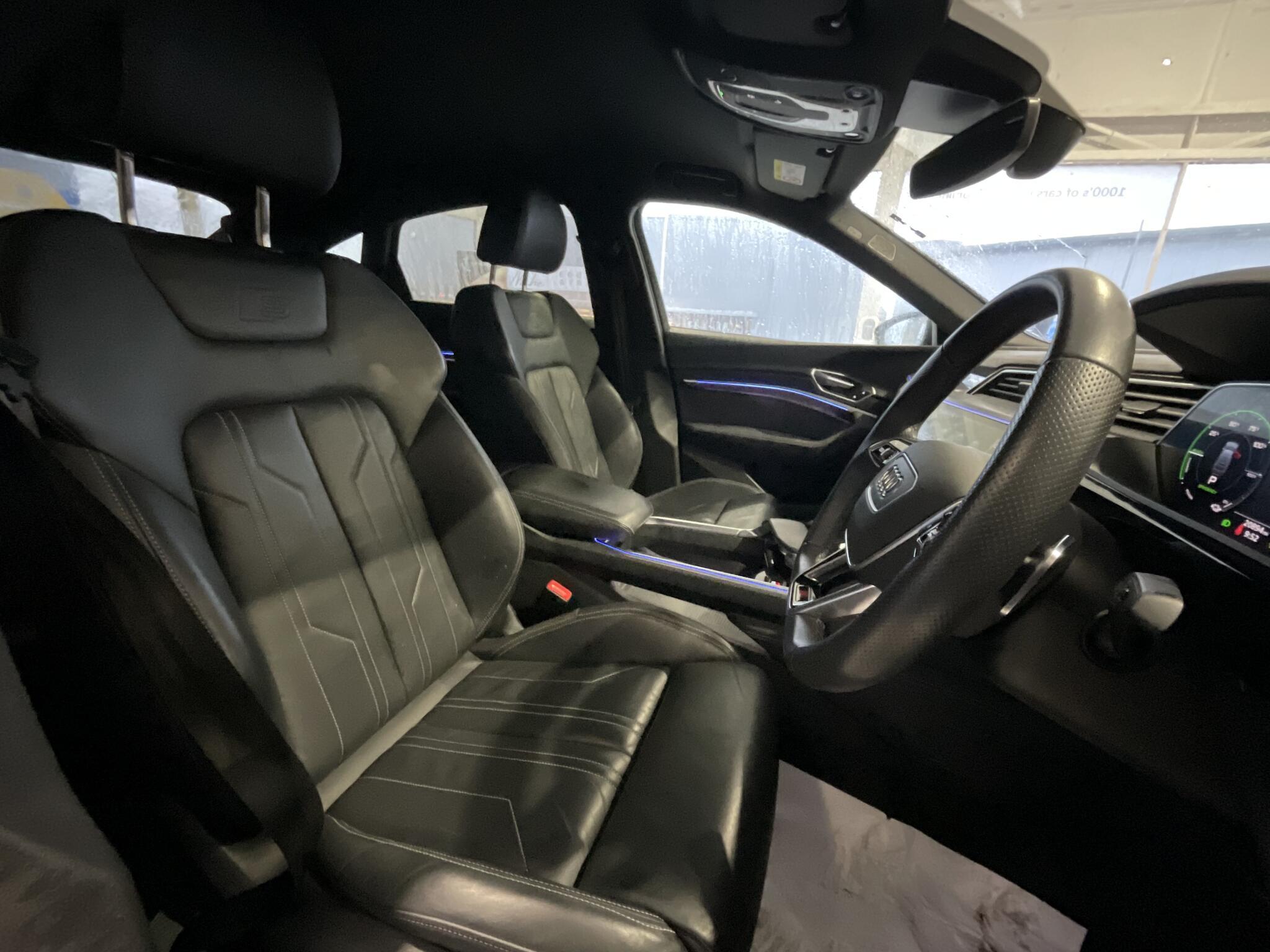 Audi E-Tron - Image 8