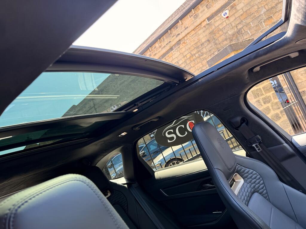 Jaguar F-Pace - Image 38