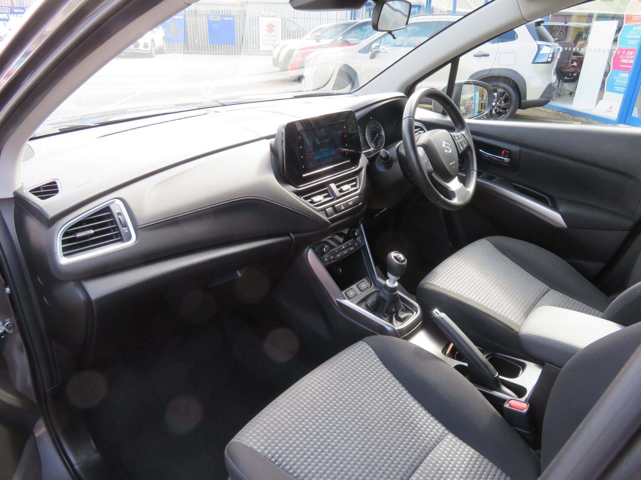 Suzuki S-Cross - Image 15