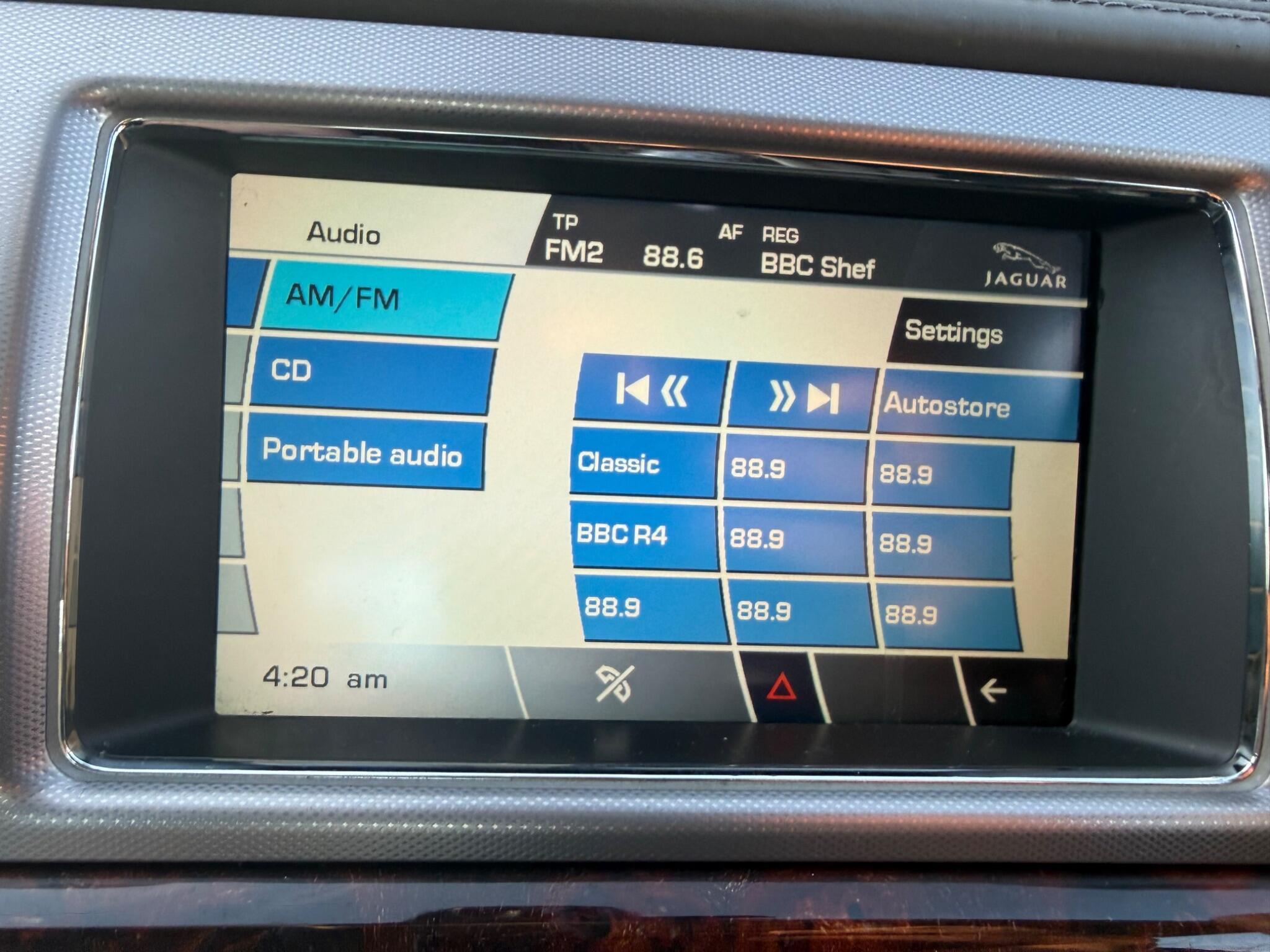 Jaguar XF - Image 14