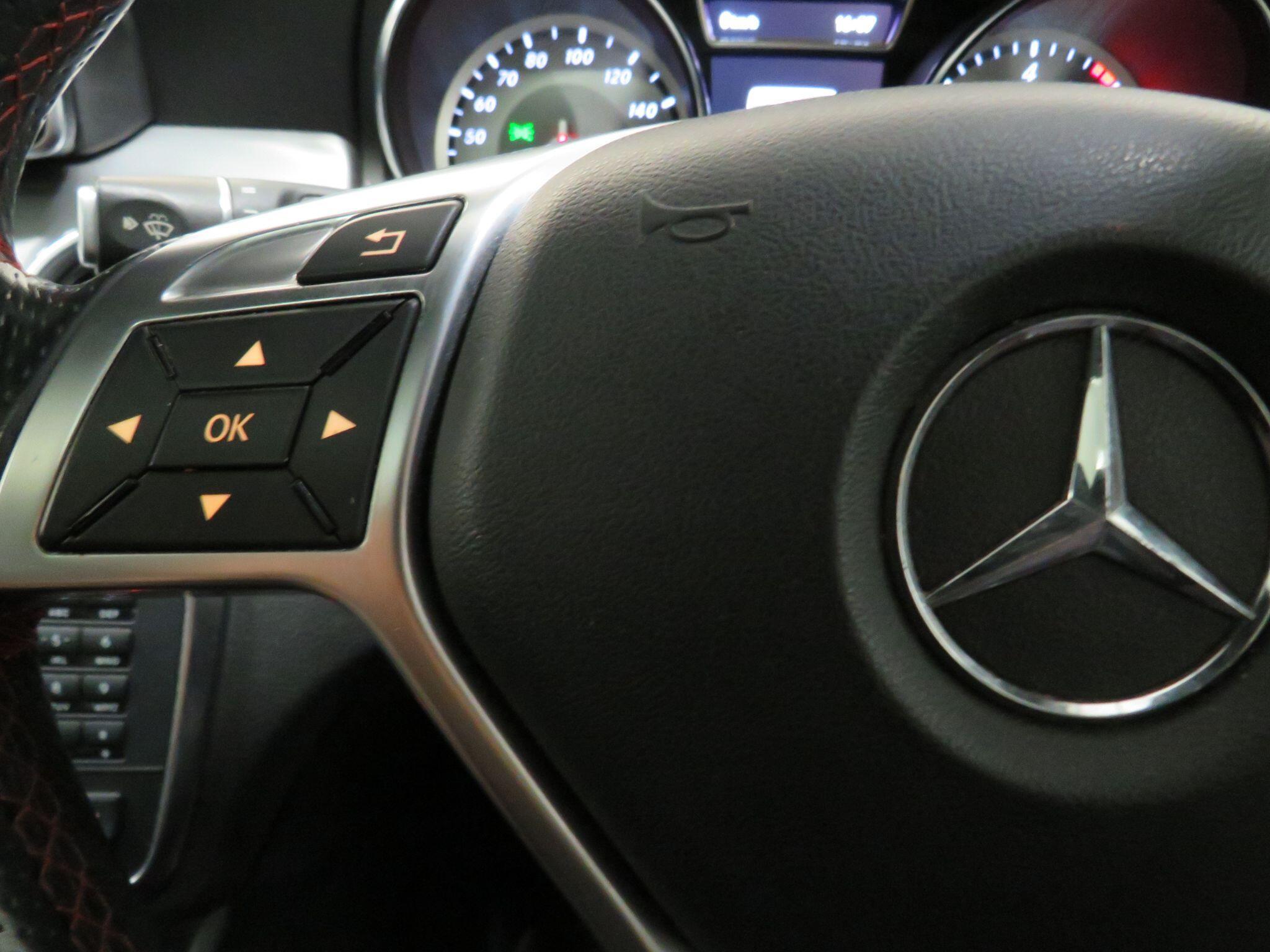Mercedes GLA - Image 14