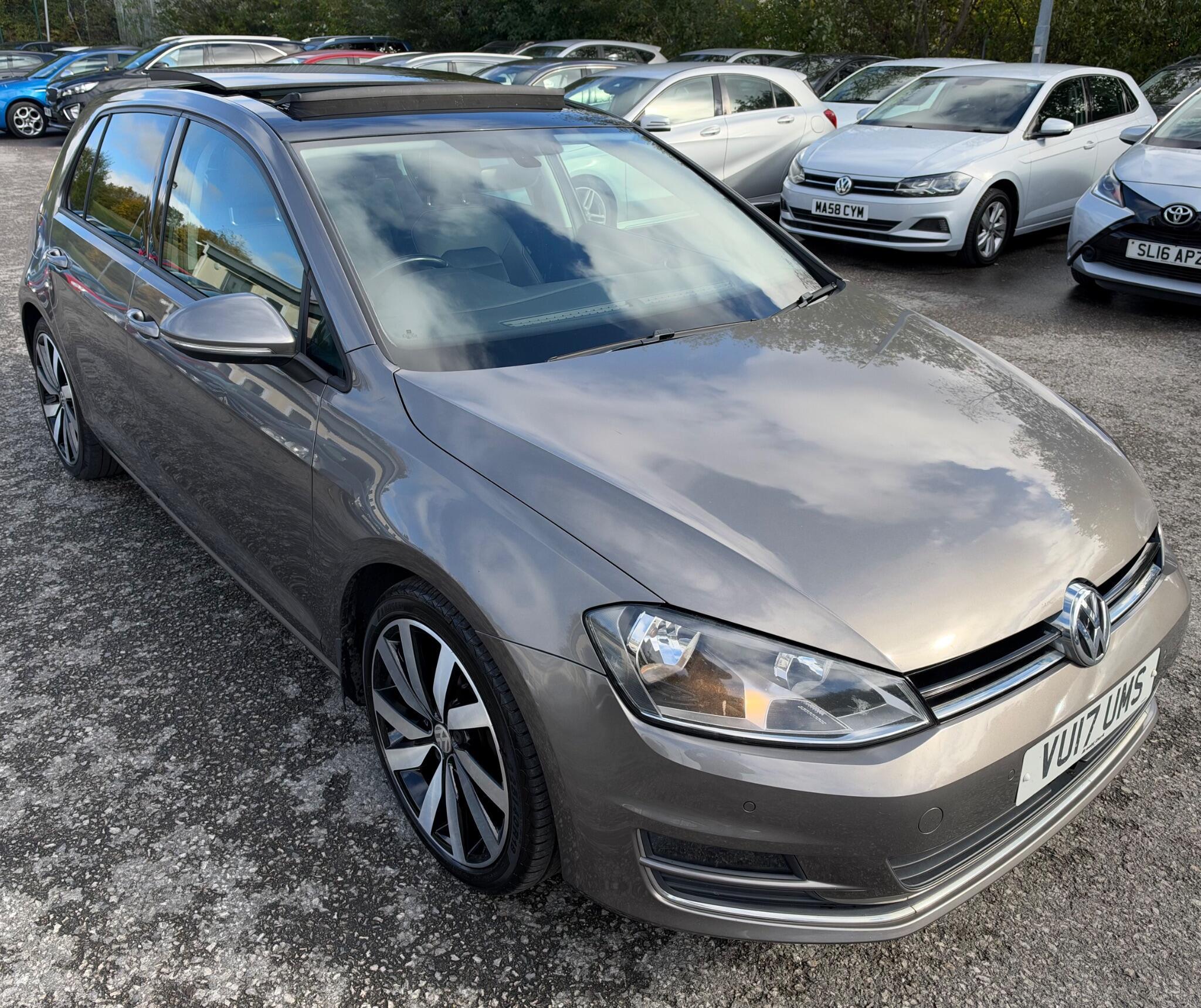Volkswagen Golf - Image 4