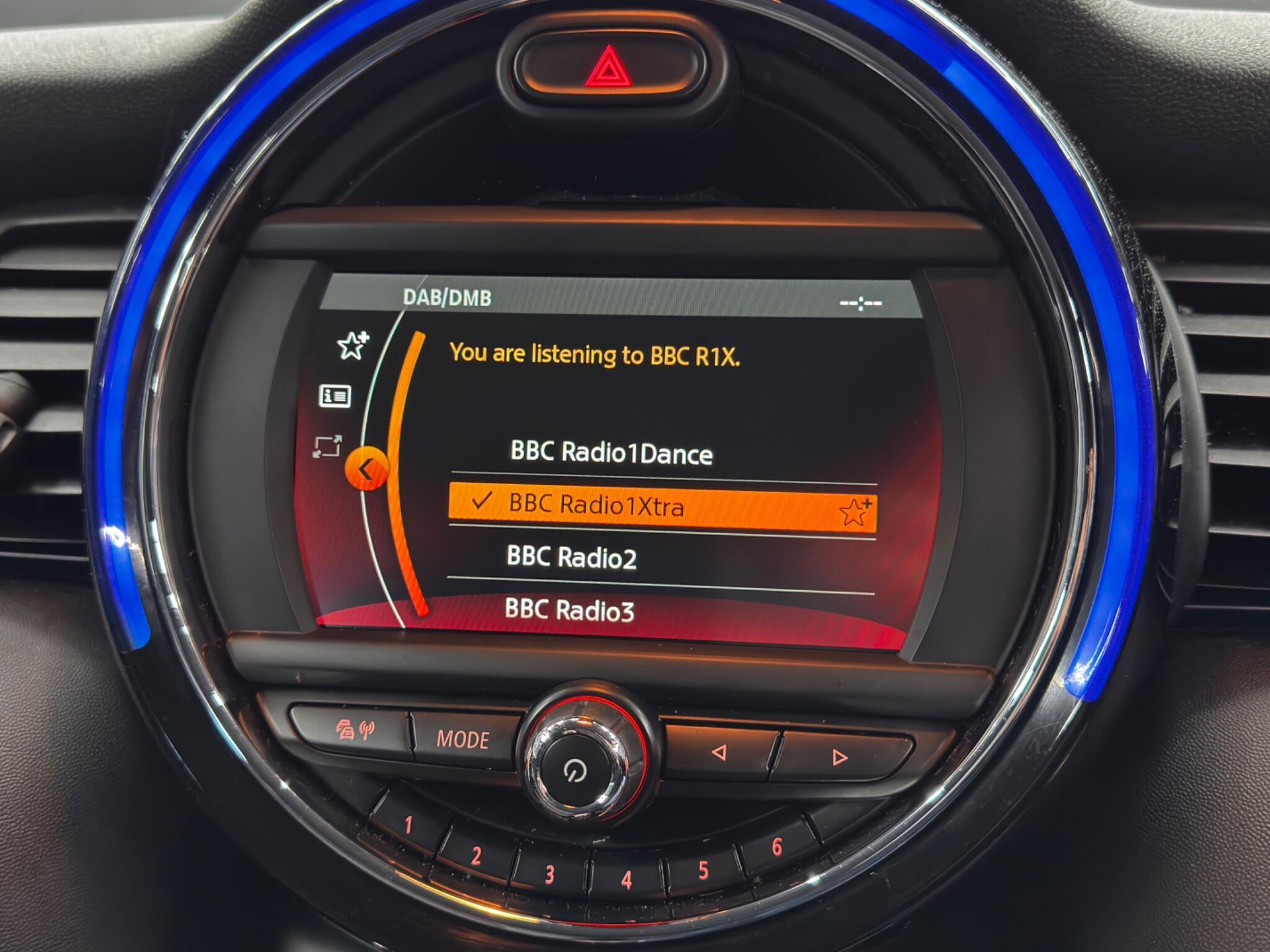 MINI Hatch - Image 26