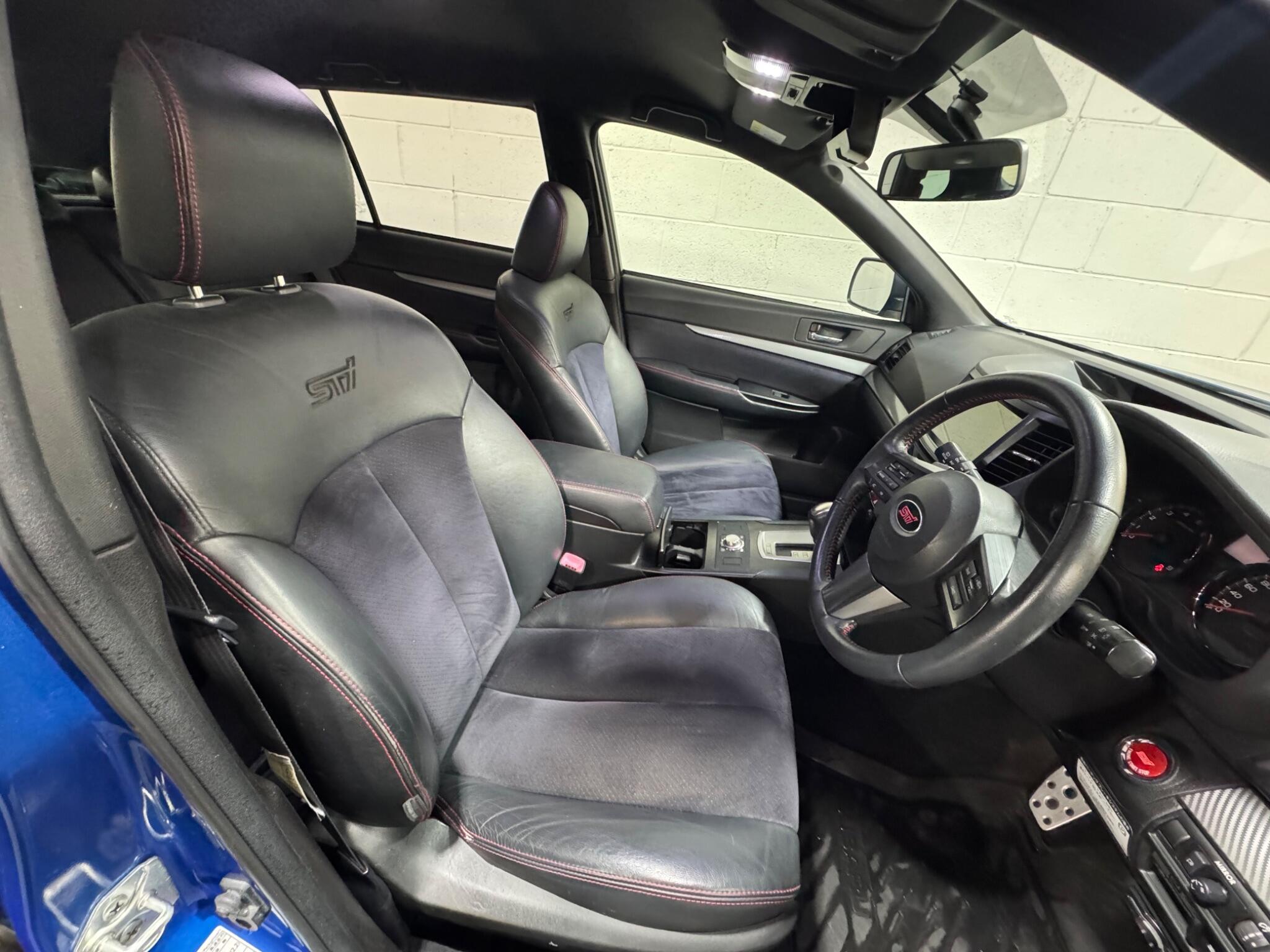 Subaru Legacy - Image 7