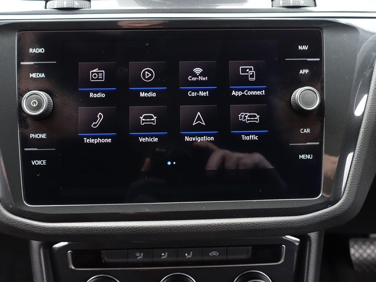 Volkswagen Tiguan - Image 29