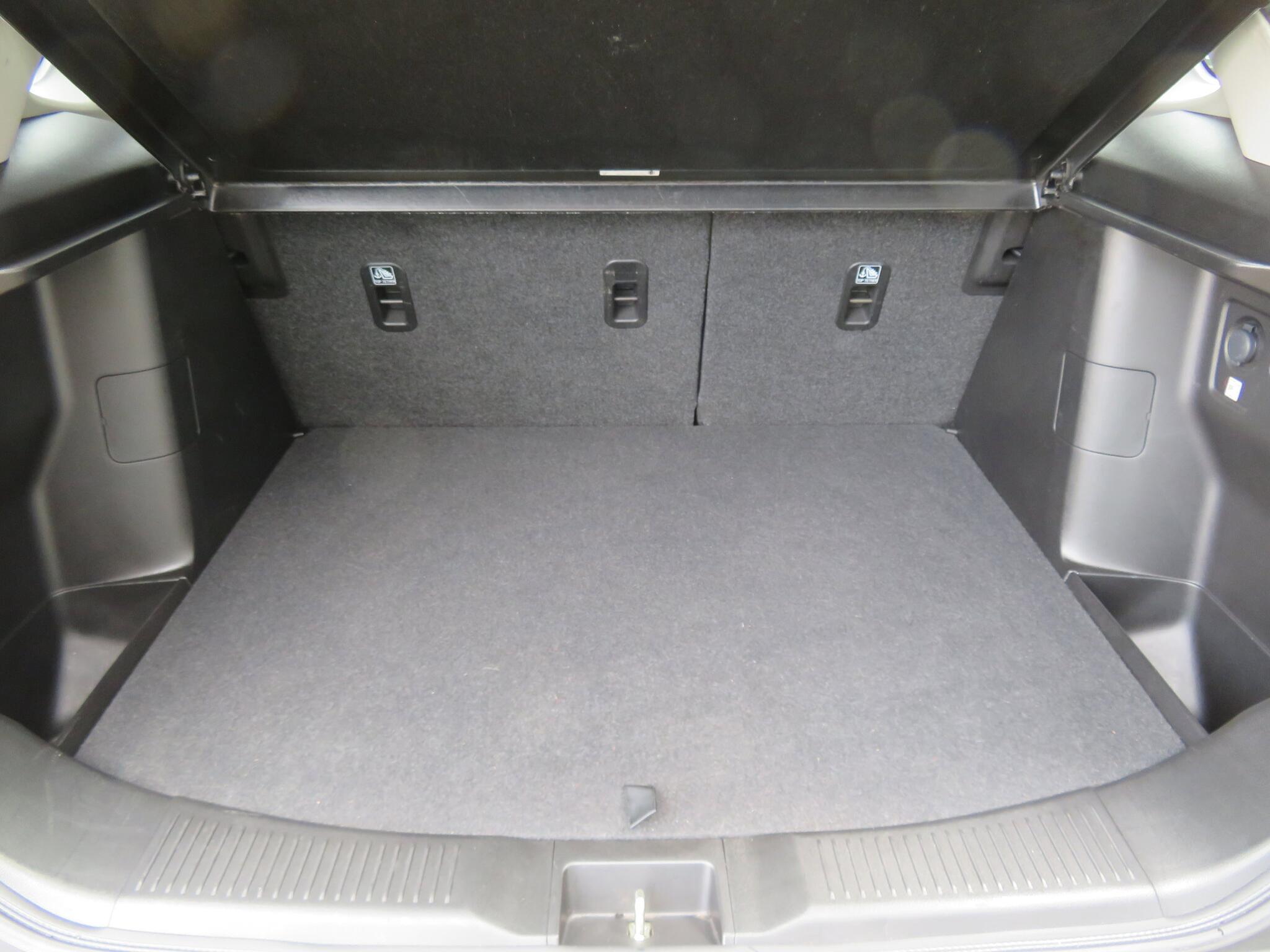Suzuki S-Cross - Image 12