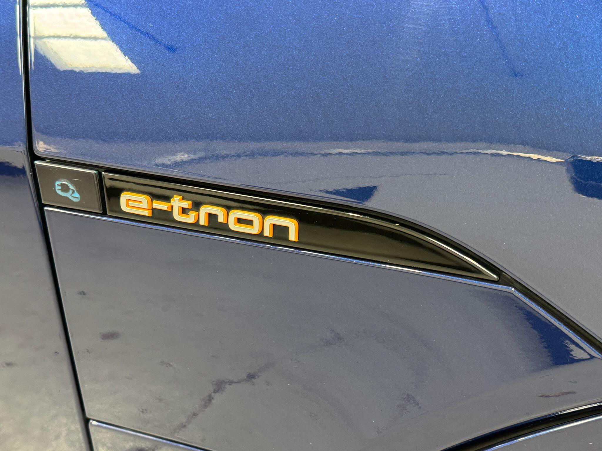 Audi E-Tron - Image 80