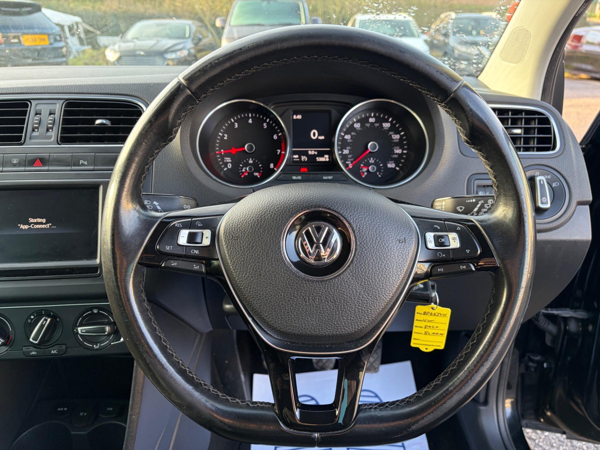 Volkswagen Polo - Image 36