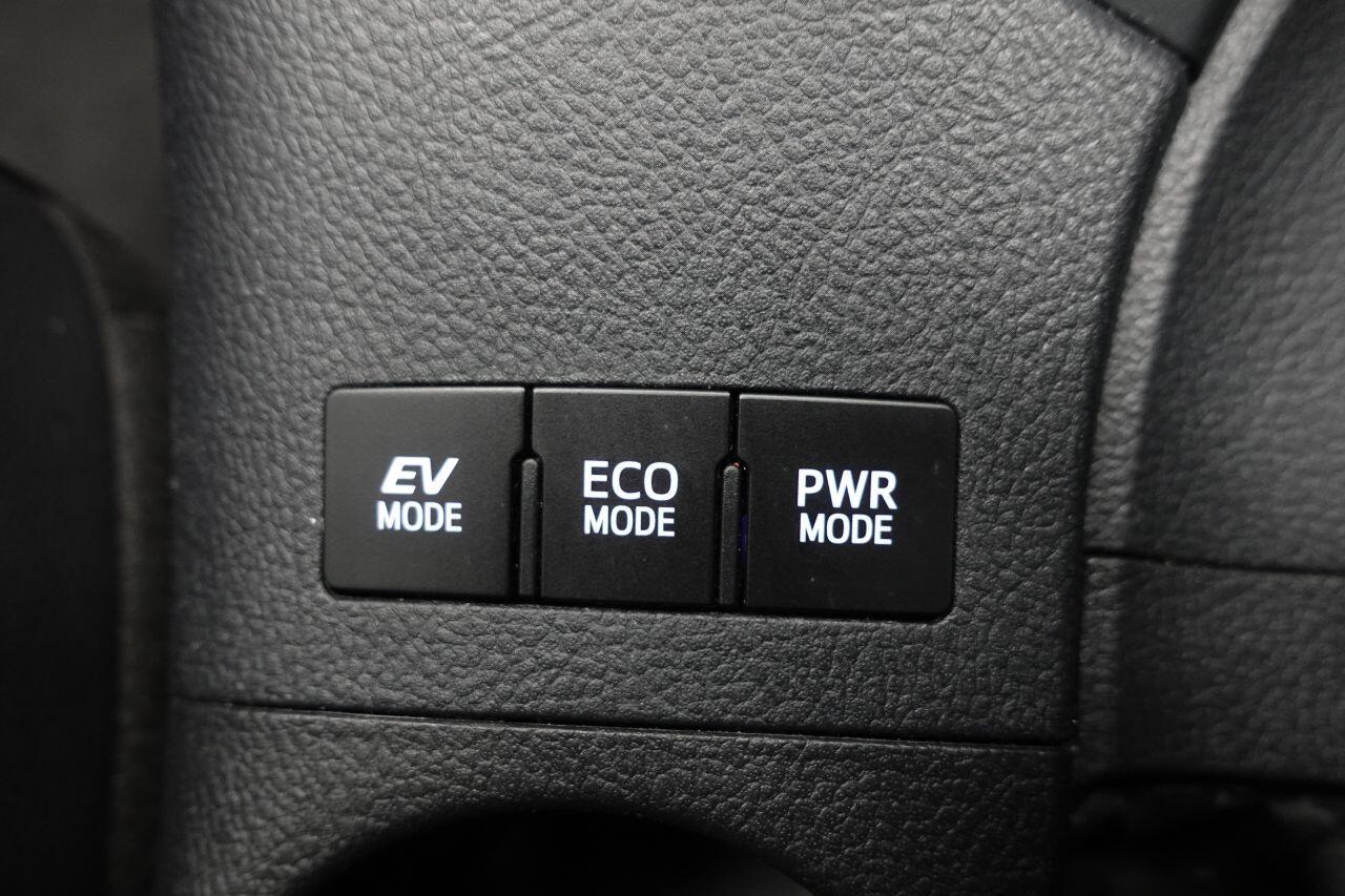 Toyota Auris - Image 35