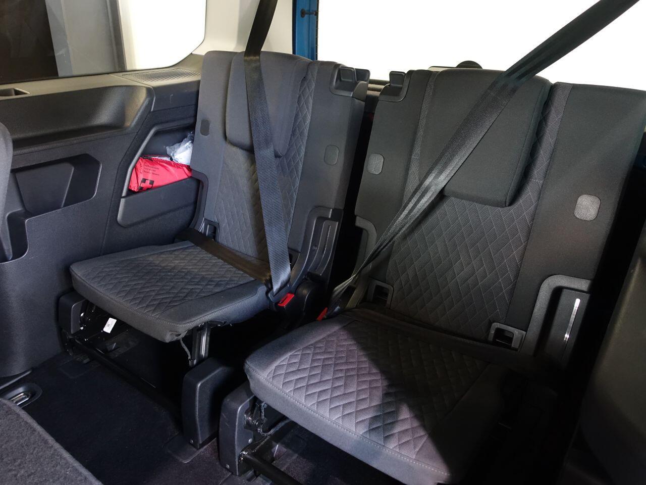 Volkswagen Caddy Maxi - Image 17