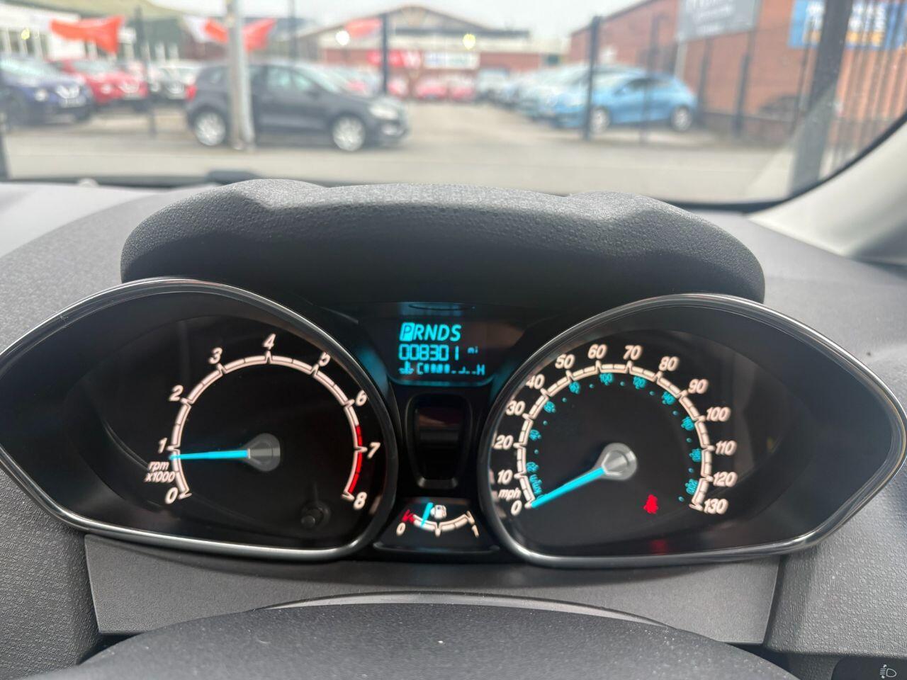 Ford Fiesta - Image 12